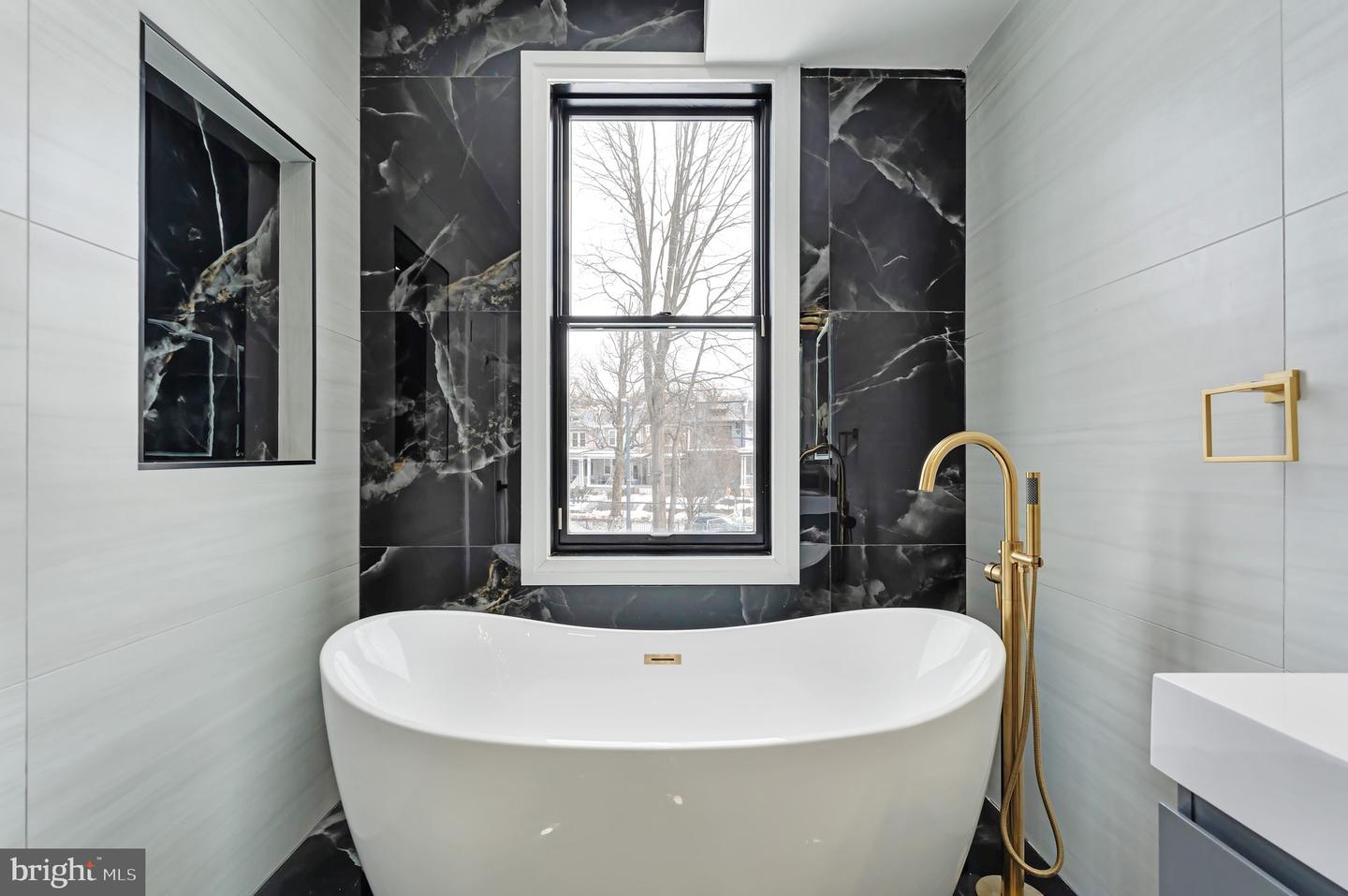 4411 1/2 ILLINOIS AVE NW, WASHINGTON, District Of Columbia 20011, 5 Bedrooms Bedrooms, ,5 BathroomsBathrooms,Residential,For sale,4411 1/2 ILLINOIS AVE NW,DCDC2245012 MLS # DCDC2245012