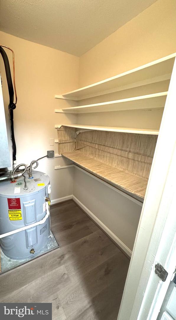 12154 PENDERVIEW TER #1204, FAIRFAX, Virginia 22033, 1 Bedroom Bedrooms, ,1 BathroomBathrooms,Residential,For sale,12154 PENDERVIEW TER #1204,VAFX2289578 MLS # VAFX2289578 12154 PENDERVIEW TER #1204, FAIRFAX, Virginia 22033, 1 Bedroom Bedrooms, ,1 BathroomBathrooms,Residential,For sale,12154 PENDERVIEW TER #1204,VAFX2289578 MLS # VAFX2289578