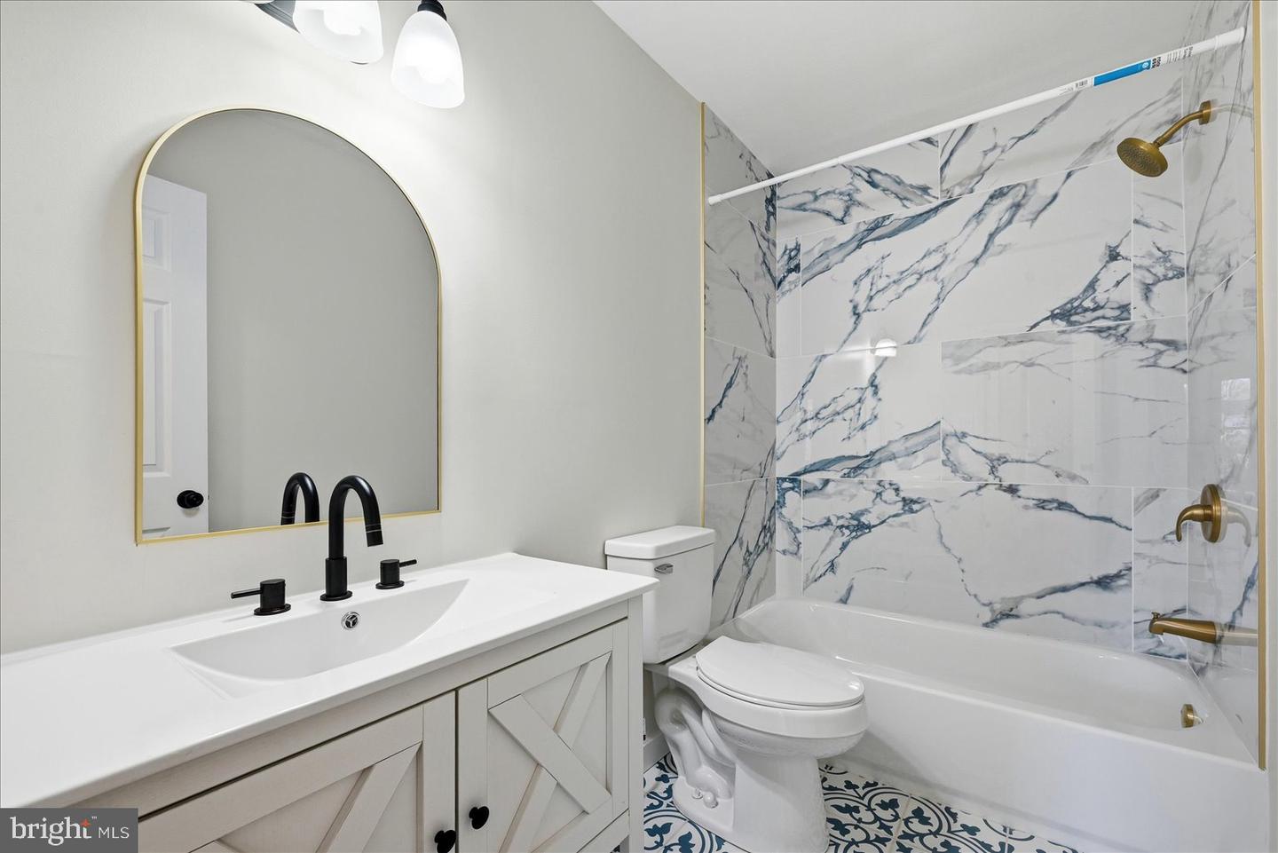 5506 KENDRICK LN, BURKE, Virginia 22015, 4 Bedrooms Bedrooms, ,3 BathroomsBathrooms,Residential,For sale,5506 KENDRICK LN,VAFX2289638 MLS # VAFX2289638