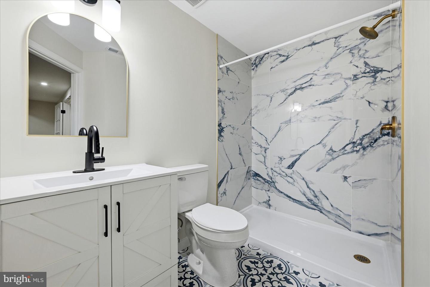 5506 KENDRICK LN, BURKE, Virginia 22015, 4 Bedrooms Bedrooms, ,3 BathroomsBathrooms,Residential,For sale,5506 KENDRICK LN,VAFX2289638 MLS # VAFX2289638