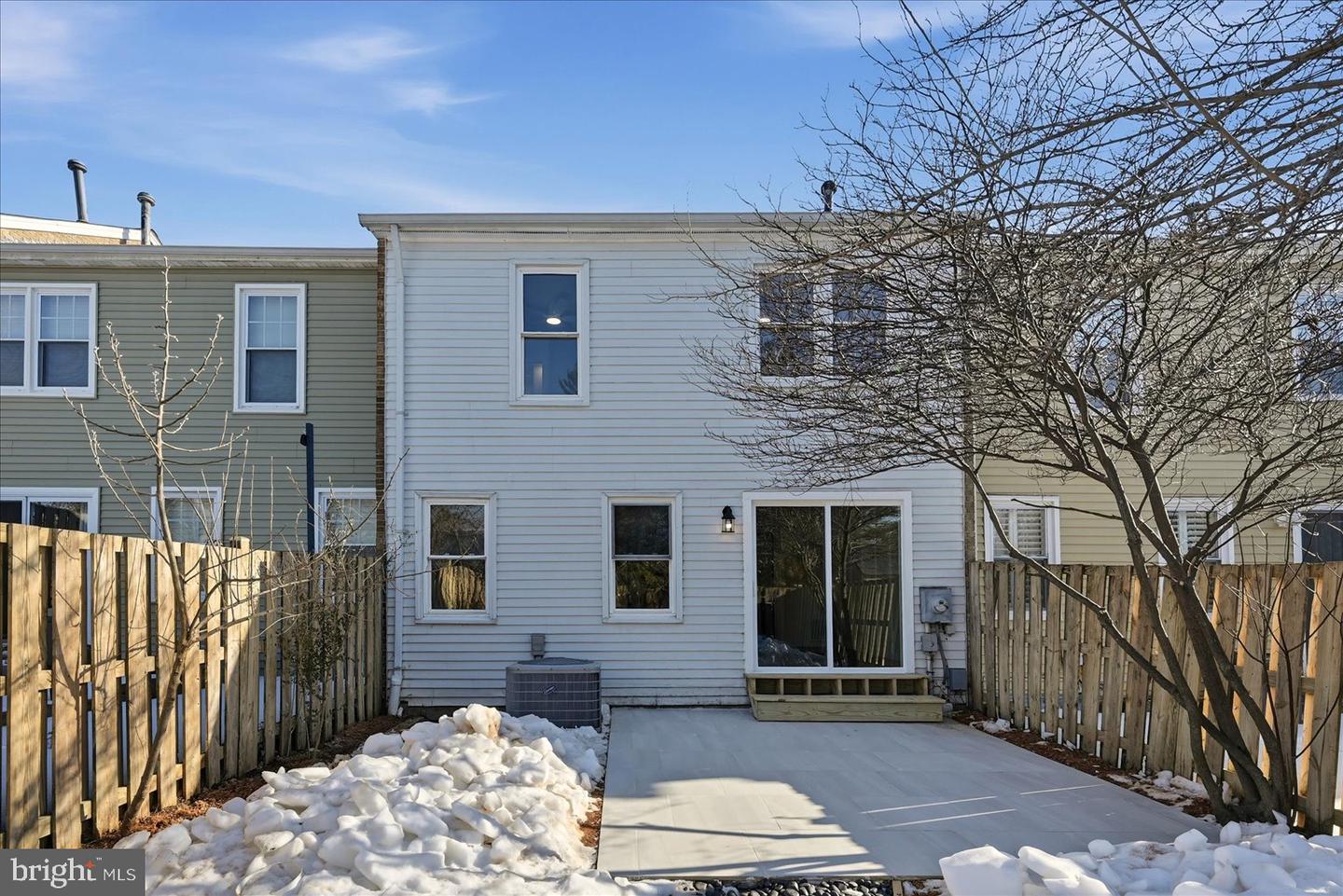 5506 KENDRICK LN, BURKE, Virginia 22015, 4 Bedrooms Bedrooms, ,3 BathroomsBathrooms,Residential,For sale,5506 KENDRICK LN,VAFX2289638 MLS # VAFX2289638