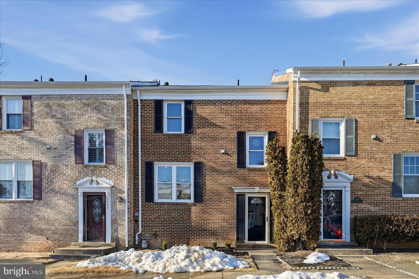 5506 KENDRICK LN, BURKE, Virginia 22015, 4 Bedrooms Bedrooms, ,3 BathroomsBathrooms,Residential,For sale,5506 KENDRICK LN,VAFX2289638 MLS # VAFX2289638