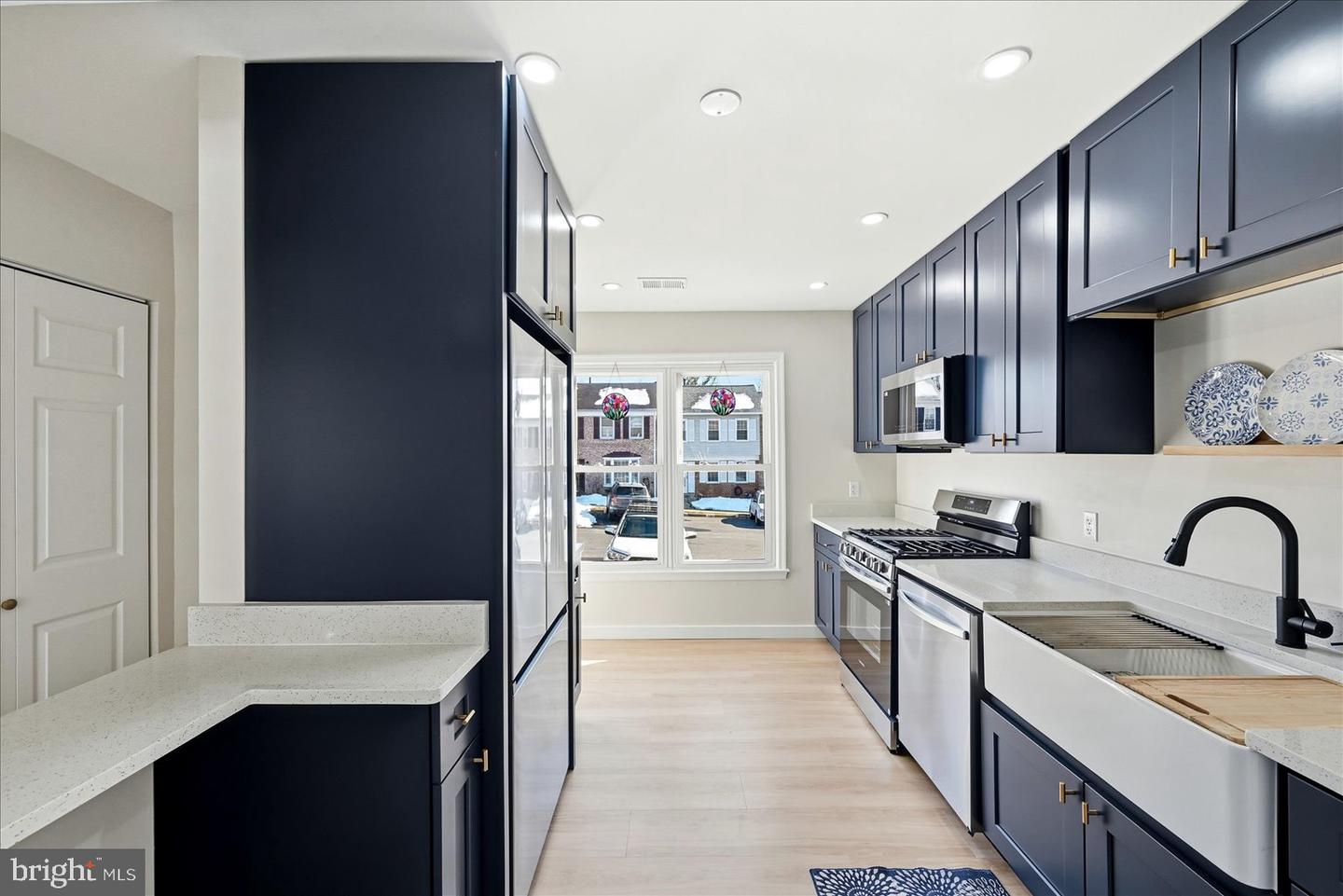 5506 KENDRICK LN, BURKE, Virginia 22015, 4 Bedrooms Bedrooms, ,3 BathroomsBathrooms,Residential,For sale,5506 KENDRICK LN,VAFX2289638 MLS # VAFX2289638