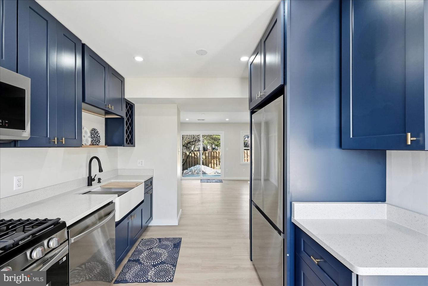 5506 KENDRICK LN, BURKE, Virginia 22015, 4 Bedrooms Bedrooms, ,3 BathroomsBathrooms,Residential,For sale,5506 KENDRICK LN,VAFX2289638 MLS # VAFX2289638