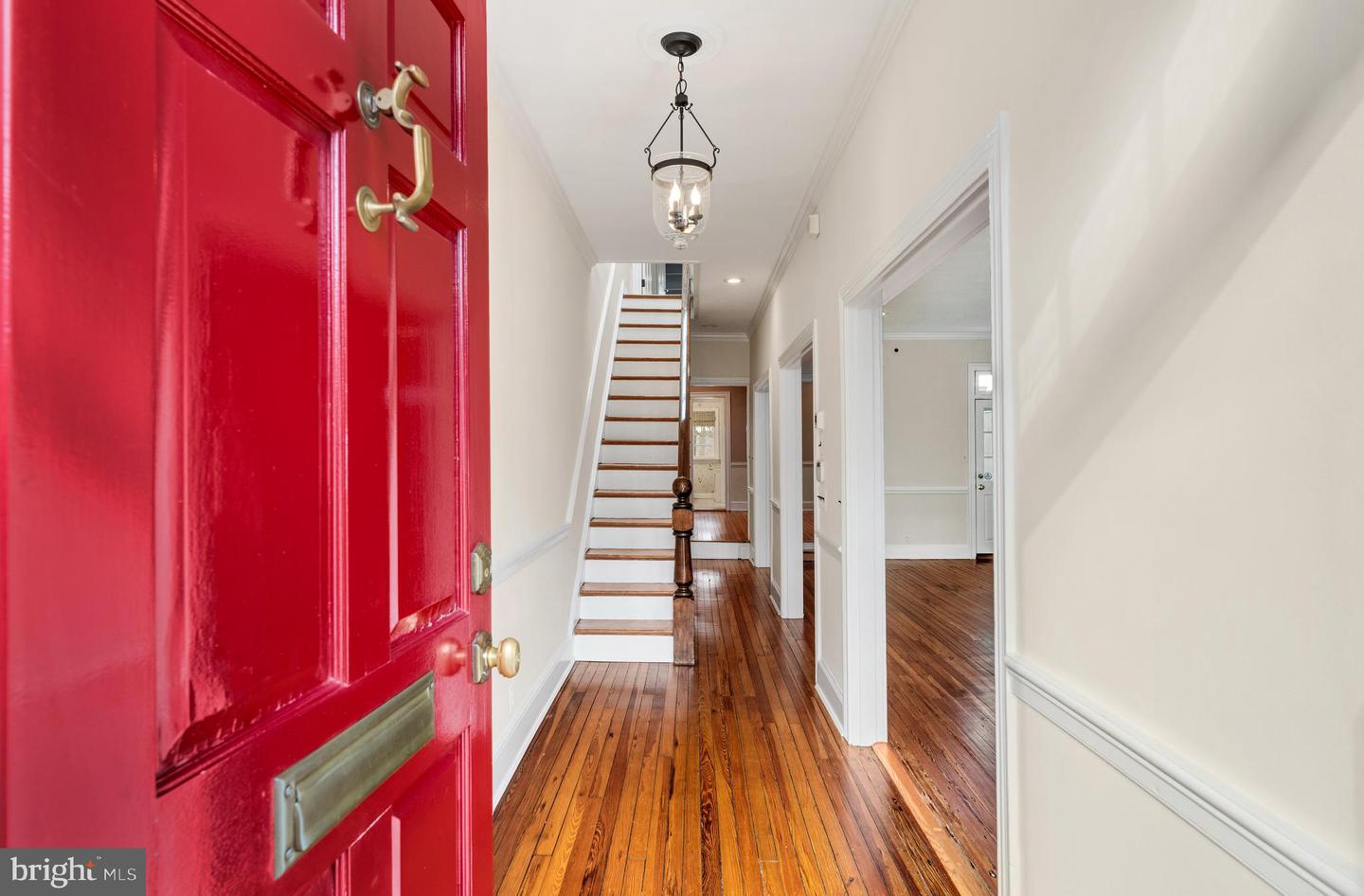 409 S LEE ST, ALEXANDRIA, Virginia 22314, 3 Bedrooms Bedrooms, ,2 BathroomsBathrooms,Residential,For sale,409 S LEE ST,VAAX2053942 MLS # VAAX2053942