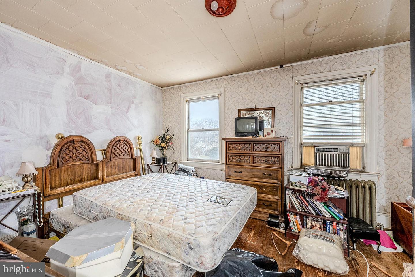 1533 NORTH CAROLINA AVE NE, WASHINGTON, District Of Columbia 20002, 3 Bedrooms Bedrooms, ,1 BathroomBathrooms,Residential,For sale,1533 NORTH CAROLINA AVE NE,DCDC2245368 MLS # DCDC2245368 1533 NORTH CAROLINA AVE NE, WASHINGTON, District Of Columbia 20002, 3 Bedrooms Bedrooms, ,1 BathroomBathrooms,Residential,For sale,1533 NORTH CAROLINA AVE NE,DCDC2245368 MLS # DCDC2245368