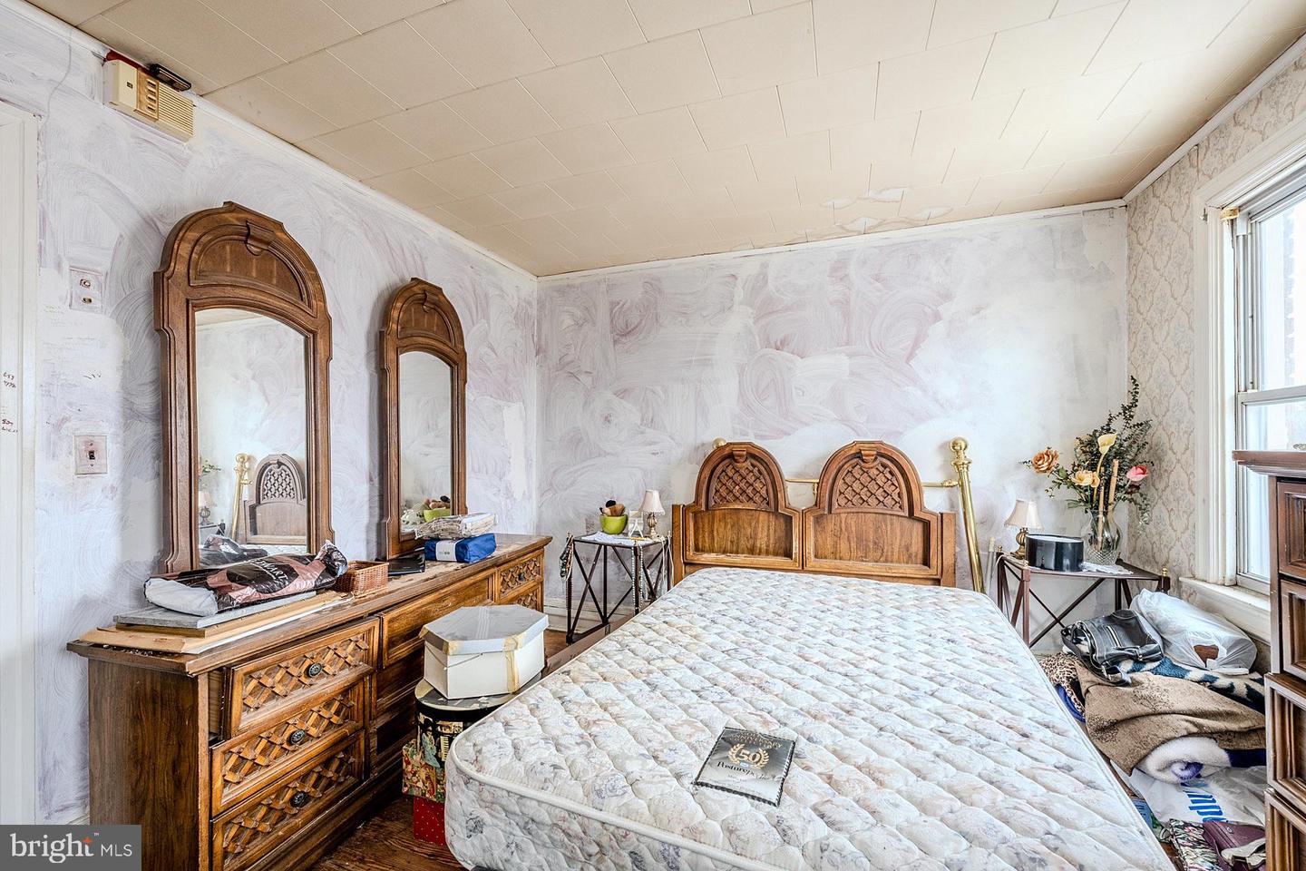 1533 NORTH CAROLINA AVE NE, WASHINGTON, District Of Columbia 20002, 3 Bedrooms Bedrooms, ,1 BathroomBathrooms,Residential,For sale,1533 NORTH CAROLINA AVE NE,DCDC2245368 MLS # DCDC2245368 1533 NORTH CAROLINA AVE NE, WASHINGTON, District Of Columbia 20002, 3 Bedrooms Bedrooms, ,1 BathroomBathrooms,Residential,For sale,1533 NORTH CAROLINA AVE NE,DCDC2245368 MLS # DCDC2245368