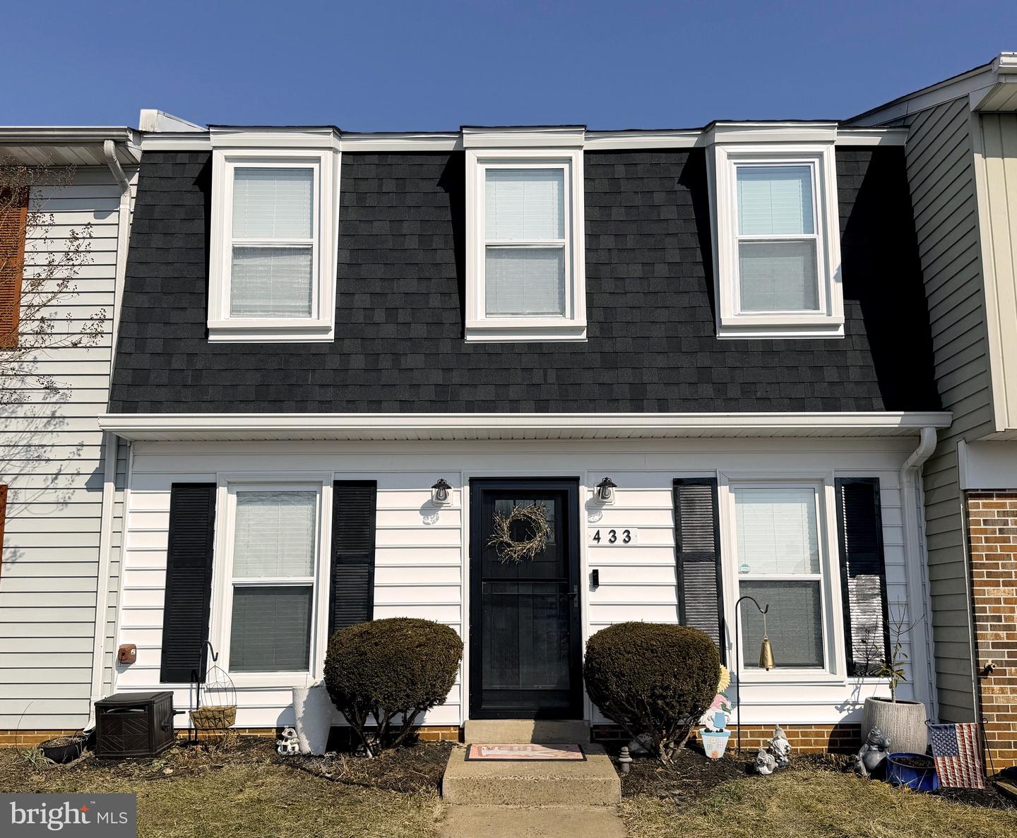 433 RIDGE CT, WARRENTON, Virginia 20186, 2 Bedrooms Bedrooms, 4 Rooms Rooms,1 BathroomBathrooms,Residential,For sale,433 RIDGE CT,VAFQ2020506 MLS # VAFQ2020506