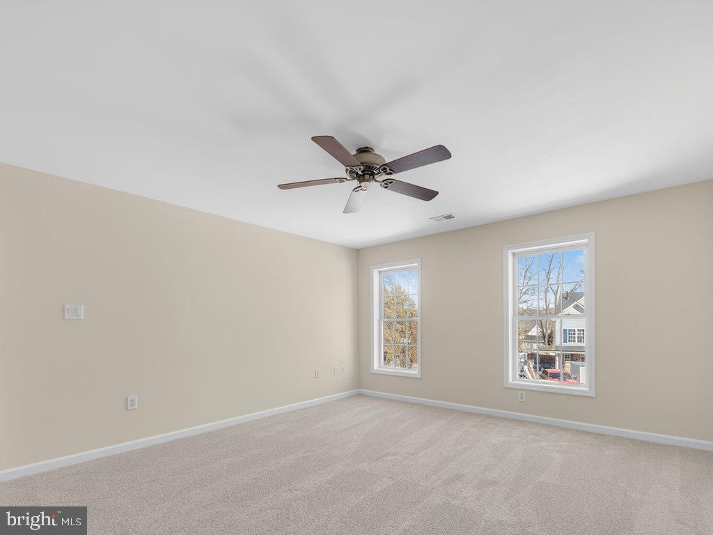 4047 WHITE HAVEN DR, DUMFRIES, Virginia 22026, 7 Bedrooms Bedrooms, 16 Rooms Rooms,4 BathroomsBathrooms,Residential,For sale,4047 WHITE HAVEN DR,VAPW2112198 MLS # VAPW2112198