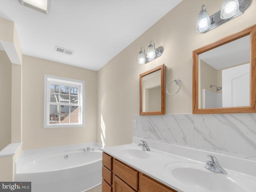 4047 WHITE HAVEN DR, DUMFRIES, Virginia 22026, 7 Bedrooms Bedrooms, 16 Rooms Rooms,4 BathroomsBathrooms,Residential,For sale,4047 WHITE HAVEN DR,VAPW2112198 MLS # VAPW2112198