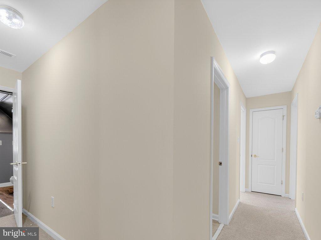 4047 WHITE HAVEN DR, DUMFRIES, Virginia 22026, 7 Bedrooms Bedrooms, 16 Rooms Rooms,4 BathroomsBathrooms,Residential,For sale,4047 WHITE HAVEN DR,VAPW2112198 MLS # VAPW2112198