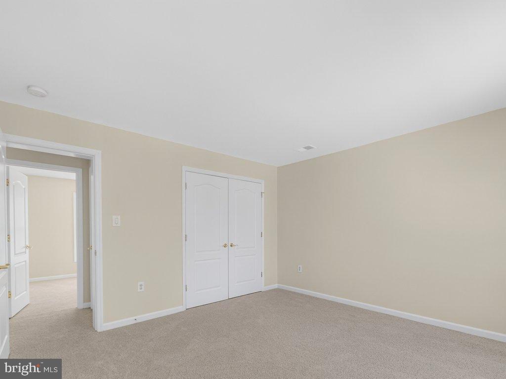 4047 WHITE HAVEN DR, DUMFRIES, Virginia 22026, 7 Bedrooms Bedrooms, 16 Rooms Rooms,4 BathroomsBathrooms,Residential,For sale,4047 WHITE HAVEN DR,VAPW2112198 MLS # VAPW2112198