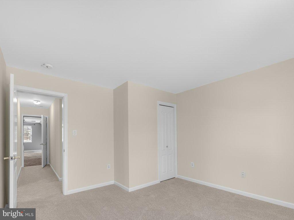 4047 WHITE HAVEN DR, DUMFRIES, Virginia 22026, 7 Bedrooms Bedrooms, 16 Rooms Rooms,4 BathroomsBathrooms,Residential,For sale,4047 WHITE HAVEN DR,VAPW2112198 MLS # VAPW2112198