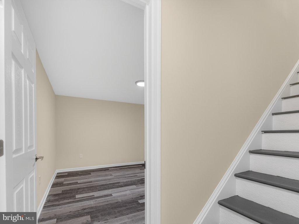 4047 WHITE HAVEN DR, DUMFRIES, Virginia 22026, 7 Bedrooms Bedrooms, 16 Rooms Rooms,4 BathroomsBathrooms,Residential,For sale,4047 WHITE HAVEN DR,VAPW2112198 MLS # VAPW2112198