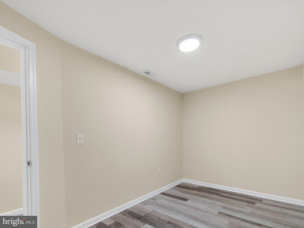 4047 WHITE HAVEN DR, DUMFRIES, Virginia 22026, 7 Bedrooms Bedrooms, 16 Rooms Rooms,4 BathroomsBathrooms,Residential,For sale,4047 WHITE HAVEN DR,VAPW2112198 MLS # VAPW2112198