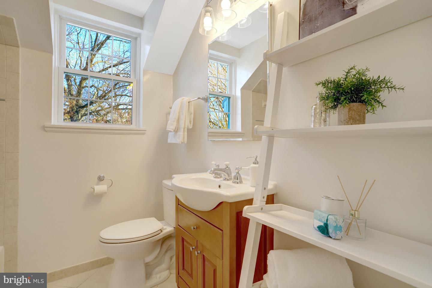 4651 36TH ST S, ARLINGTON, Virginia 22206, 3 Bedrooms Bedrooms, ,2 BathroomsBathrooms,Residential,For sale,4651 36TH ST S,VAAR2068684 MLS # VAAR2068684 4651 36TH ST S, ARLINGTON, Virginia 22206, 3 Bedrooms Bedrooms, ,2 BathroomsBathrooms,Residential,For sale,4651 36TH ST S,VAAR2068684 MLS # VAAR2068684