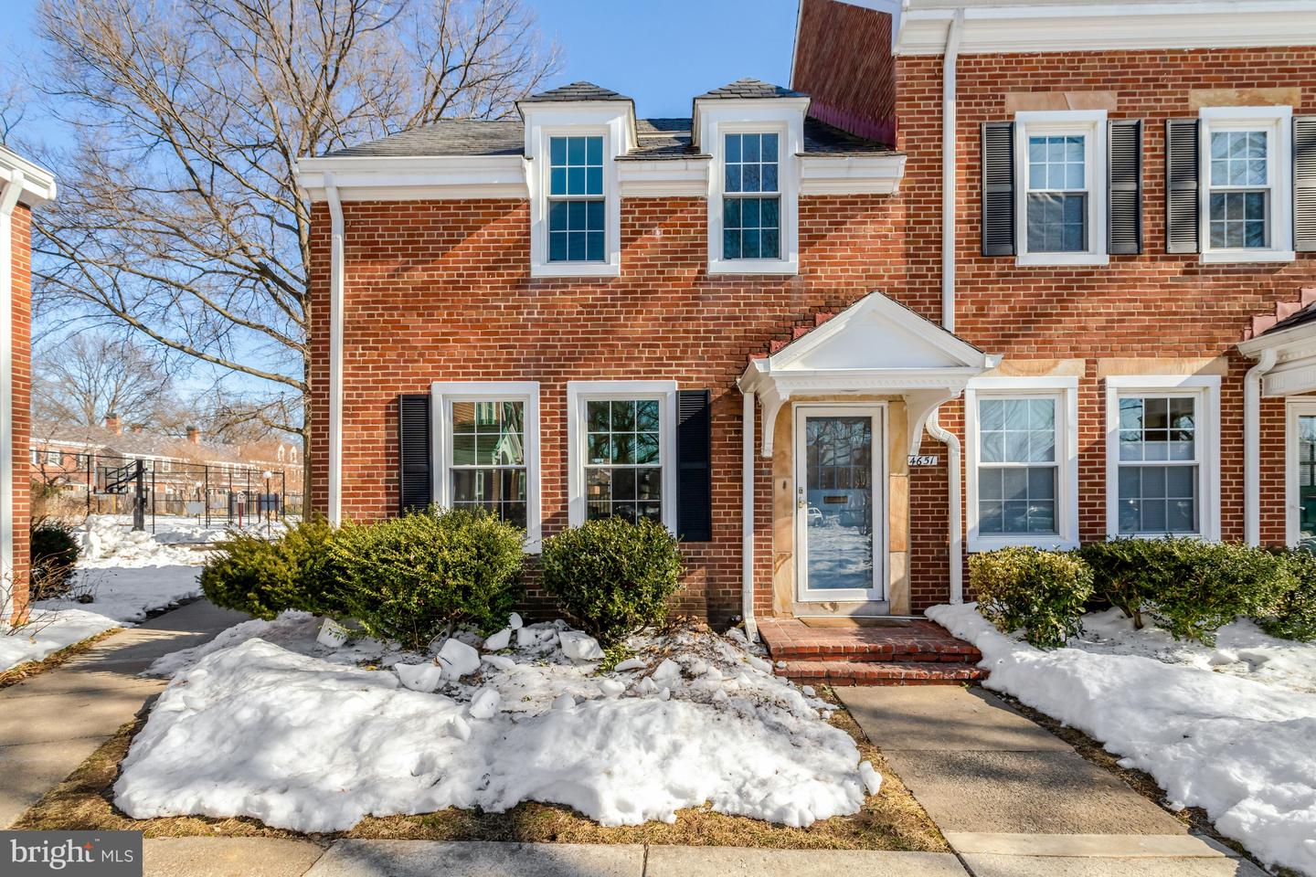 4651 36TH ST S, ARLINGTON, Virginia 22206, 3 Bedrooms Bedrooms, ,2 BathroomsBathrooms,Residential,For sale,4651 36TH ST S,VAAR2068684 MLS # VAAR2068684 4651 36TH ST S, ARLINGTON, Virginia 22206, 3 Bedrooms Bedrooms, ,2 BathroomsBathrooms,Residential,For sale,4651 36TH ST S,VAAR2068684 MLS # VAAR2068684