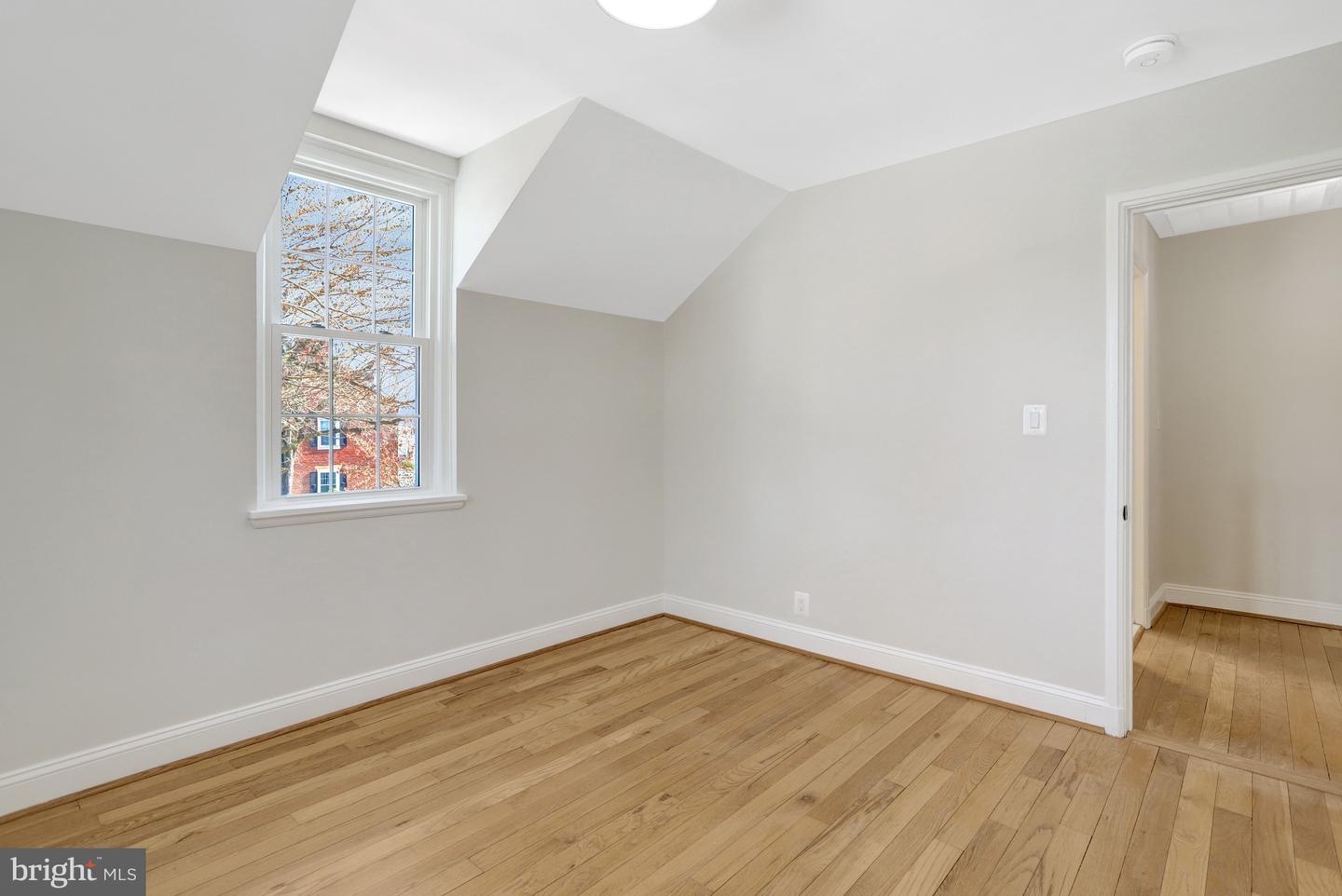 4651 36TH ST S, ARLINGTON, Virginia 22206, 3 Bedrooms Bedrooms, ,2 BathroomsBathrooms,Residential,For sale,4651 36TH ST S,VAAR2068684 MLS # VAAR2068684 4651 36TH ST S, ARLINGTON, Virginia 22206, 3 Bedrooms Bedrooms, ,2 BathroomsBathrooms,Residential,For sale,4651 36TH ST S,VAAR2068684 MLS # VAAR2068684