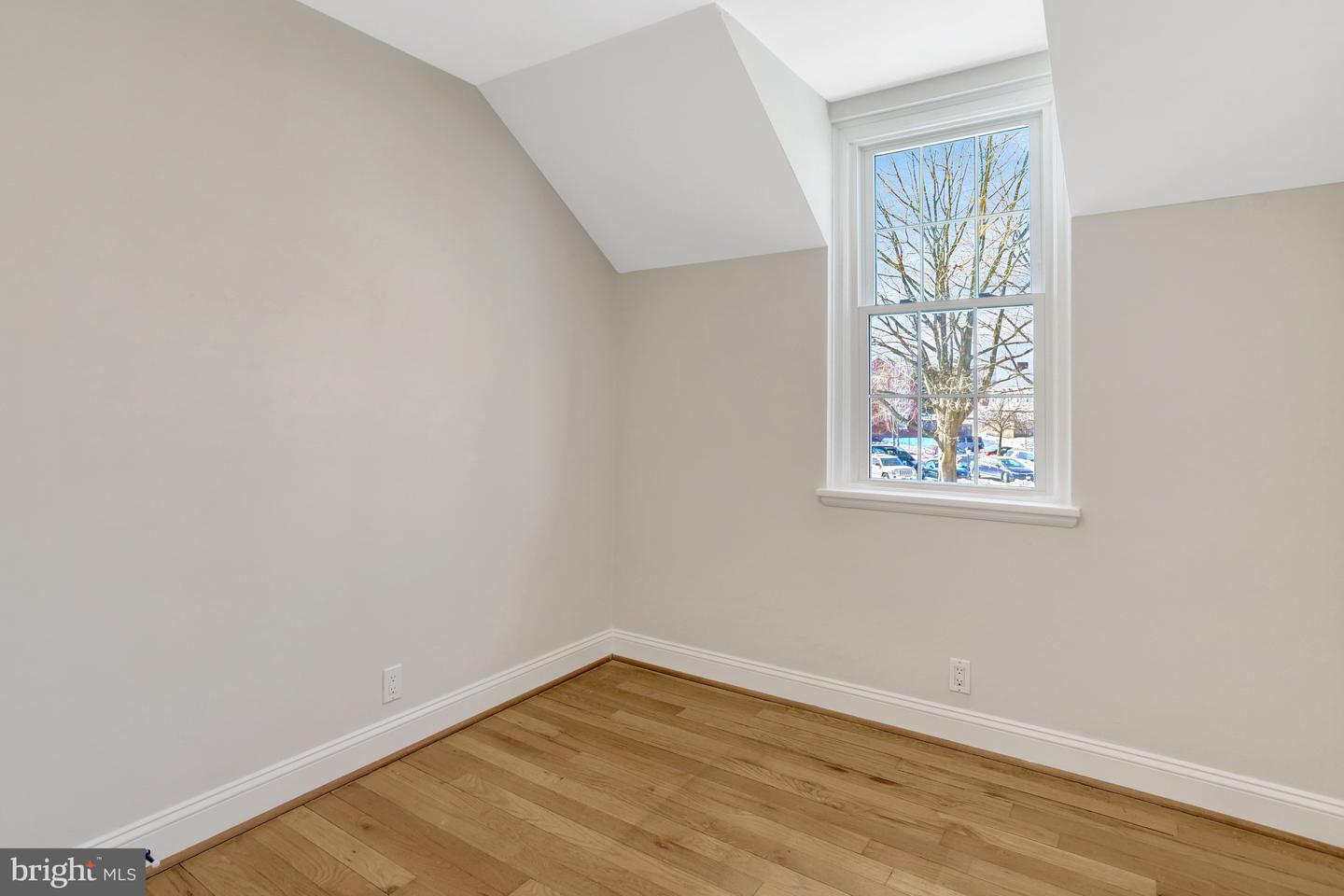 4651 36TH ST S, ARLINGTON, Virginia 22206, 3 Bedrooms Bedrooms, ,2 BathroomsBathrooms,Residential,For sale,4651 36TH ST S,VAAR2068684 MLS # VAAR2068684 4651 36TH ST S, ARLINGTON, Virginia 22206, 3 Bedrooms Bedrooms, ,2 BathroomsBathrooms,Residential,For sale,4651 36TH ST S,VAAR2068684 MLS # VAAR2068684