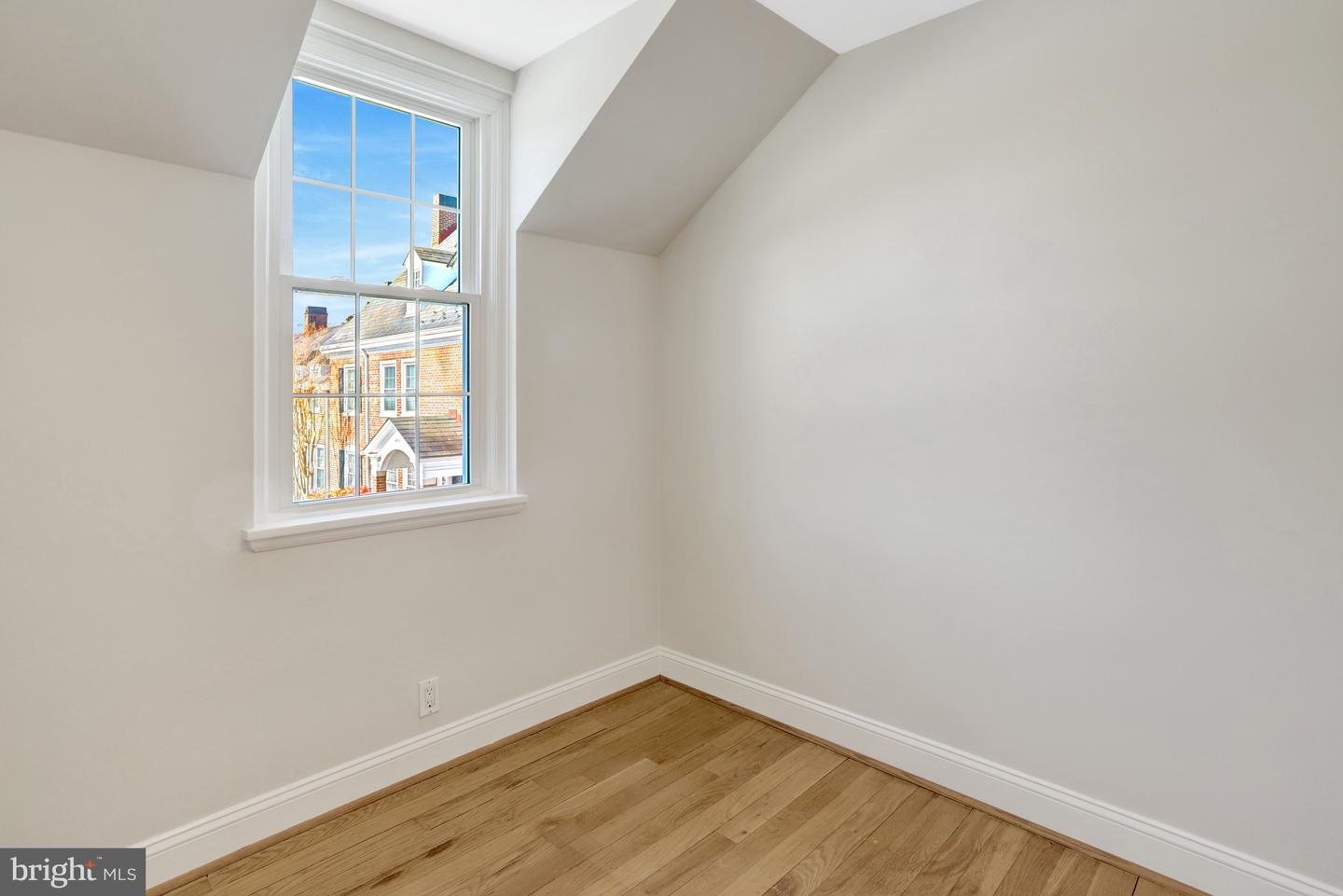 4651 36TH ST S, ARLINGTON, Virginia 22206, 3 Bedrooms Bedrooms, ,2 BathroomsBathrooms,Residential,For sale,4651 36TH ST S,VAAR2068684 MLS # VAAR2068684 4651 36TH ST S, ARLINGTON, Virginia 22206, 3 Bedrooms Bedrooms, ,2 BathroomsBathrooms,Residential,For sale,4651 36TH ST S,VAAR2068684 MLS # VAAR2068684