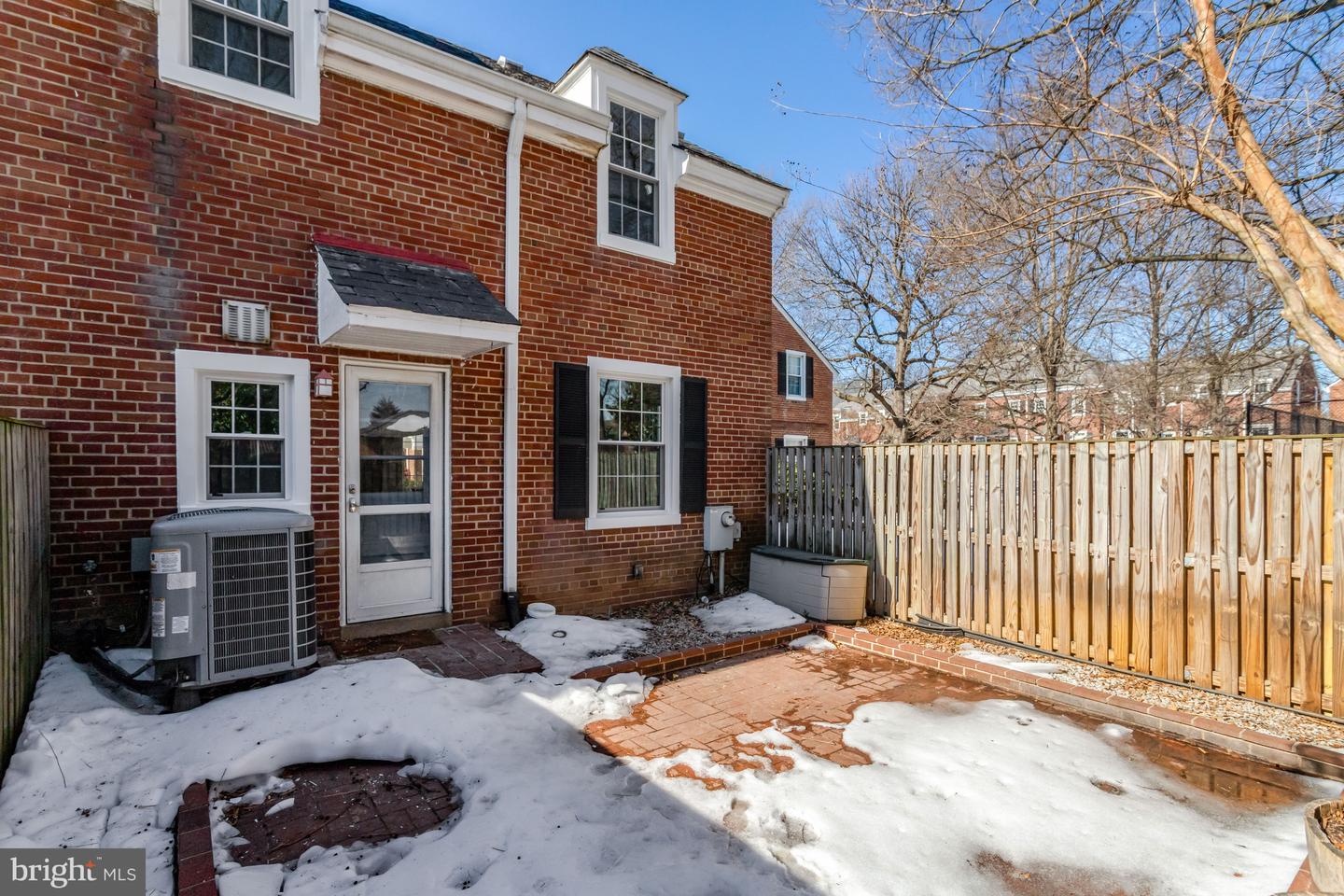 4651 36TH ST S, ARLINGTON, Virginia 22206, 3 Bedrooms Bedrooms, ,2 BathroomsBathrooms,Residential,For sale,4651 36TH ST S,VAAR2068684 MLS # VAAR2068684 4651 36TH ST S, ARLINGTON, Virginia 22206, 3 Bedrooms Bedrooms, ,2 BathroomsBathrooms,Residential,For sale,4651 36TH ST S,VAAR2068684 MLS # VAAR2068684