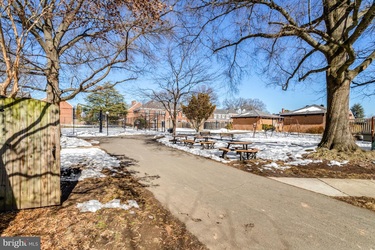 4651 36TH ST S, ARLINGTON, Virginia 22206, 3 Bedrooms Bedrooms, ,2 BathroomsBathrooms,Residential,For sale,4651 36TH ST S,VAAR2068684 MLS # VAAR2068684 4651 36TH ST S, ARLINGTON, Virginia 22206, 3 Bedrooms Bedrooms, ,2 BathroomsBathrooms,Residential,For sale,4651 36TH ST S,VAAR2068684 MLS # VAAR2068684