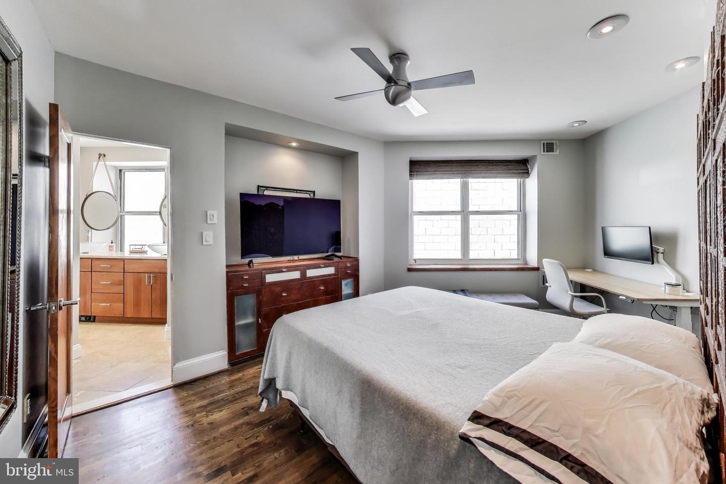 2370 CHAMPLAIN ST NW #34, WASHINGTON, District Of Columbia 20009, 3 Bedrooms Bedrooms, 10 Rooms Rooms,2 BathroomsBathrooms,Residential,For sale,2370 CHAMPLAIN ST NW #34,DCDC2245572 MLS # DCDC2245572