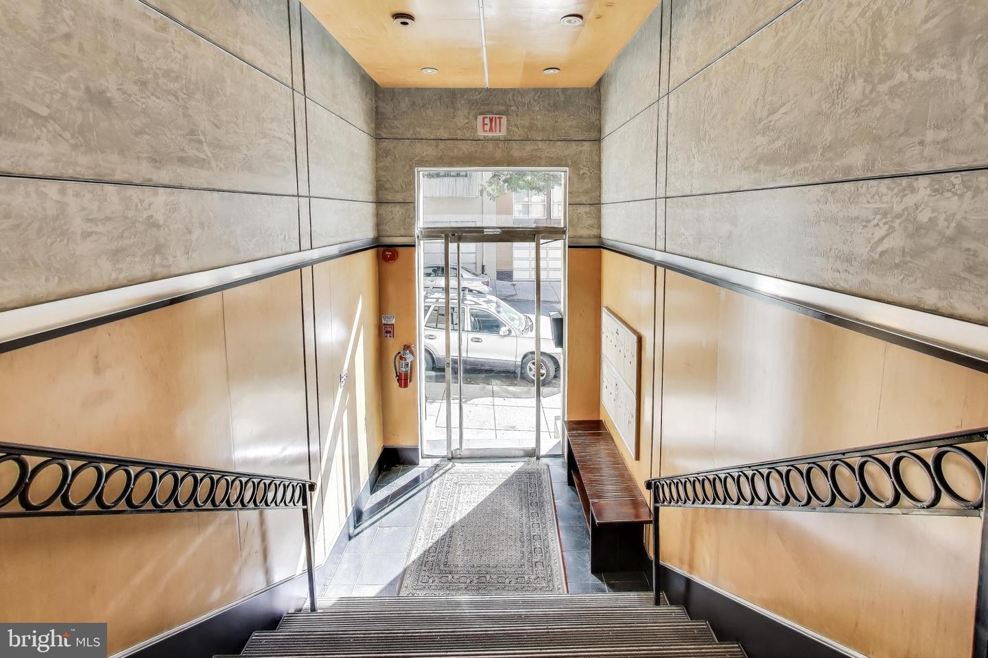 2370 CHAMPLAIN ST NW #34, WASHINGTON, District Of Columbia 20009, 3 Bedrooms Bedrooms, 10 Rooms Rooms,2 BathroomsBathrooms,Residential,For sale,2370 CHAMPLAIN ST NW #34,DCDC2245572 MLS # DCDC2245572