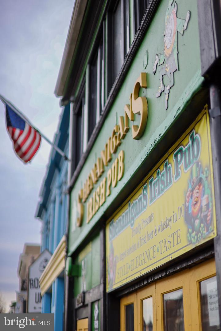 2370 CHAMPLAIN ST NW #34, WASHINGTON, District Of Columbia 20009, 3 Bedrooms Bedrooms, 10 Rooms Rooms,2 BathroomsBathrooms,Residential,For sale,2370 CHAMPLAIN ST NW #34,DCDC2245572 MLS # DCDC2245572