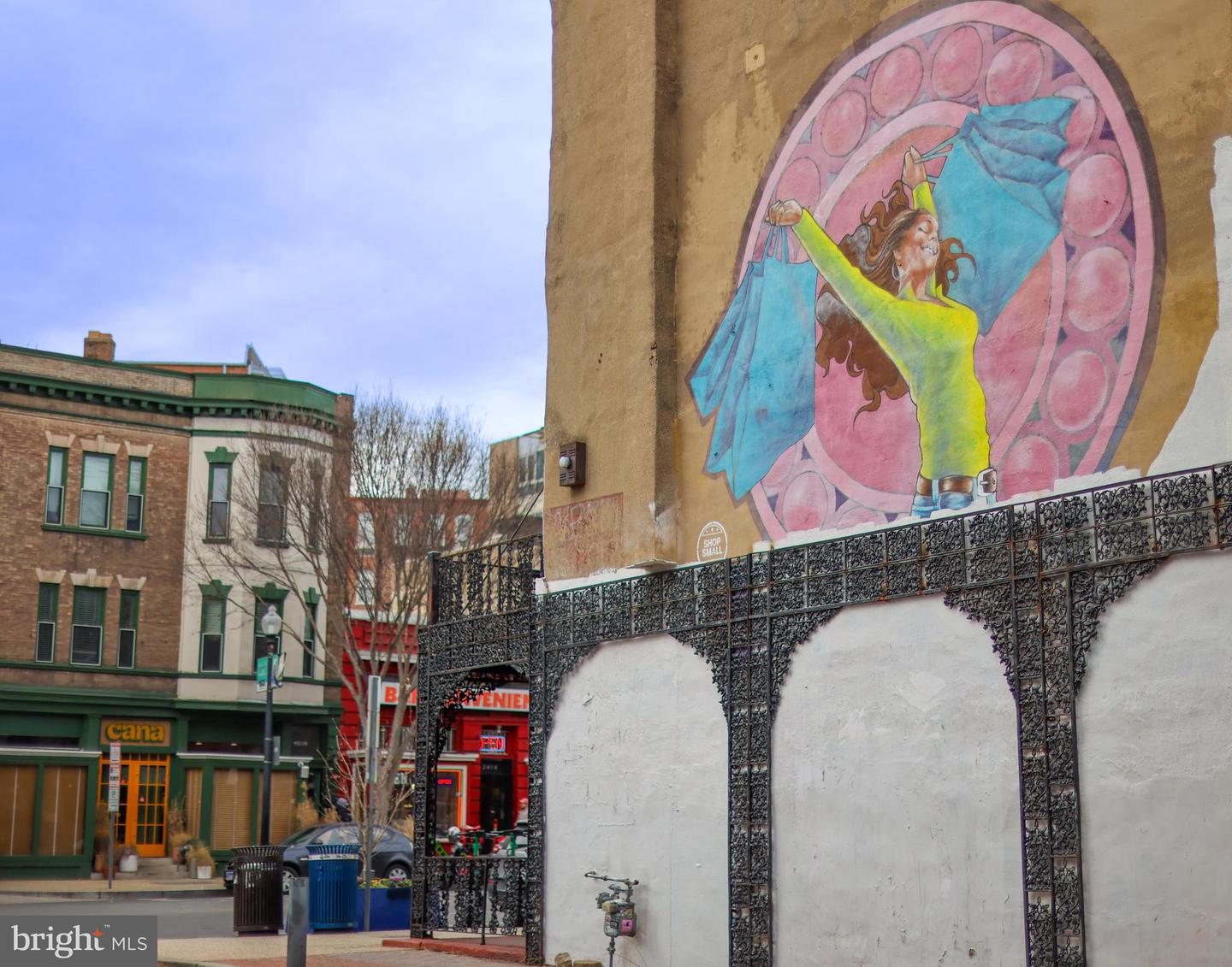 2370 CHAMPLAIN ST NW #34, WASHINGTON, District Of Columbia 20009, 3 Bedrooms Bedrooms, 10 Rooms Rooms,2 BathroomsBathrooms,Residential,For sale,2370 CHAMPLAIN ST NW #34,DCDC2245572 MLS # DCDC2245572