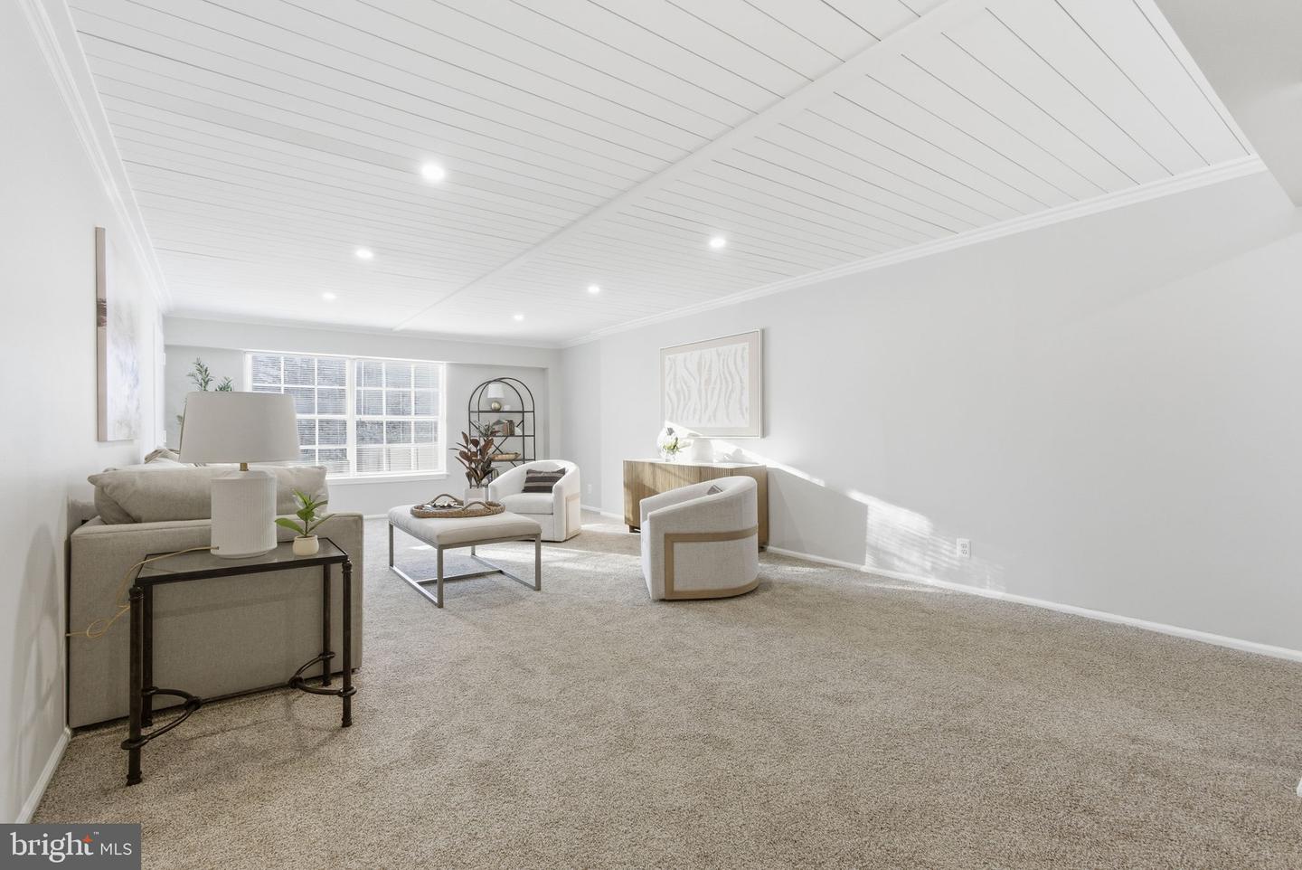 7721 TREMAYNE PL #211, MCLEAN, Virginia 22102, 2 Bedrooms Bedrooms, ,2 BathroomsBathrooms,Residential,For sale,7721 TREMAYNE PL #211,VAFX2290336 MLS # VAFX2290336