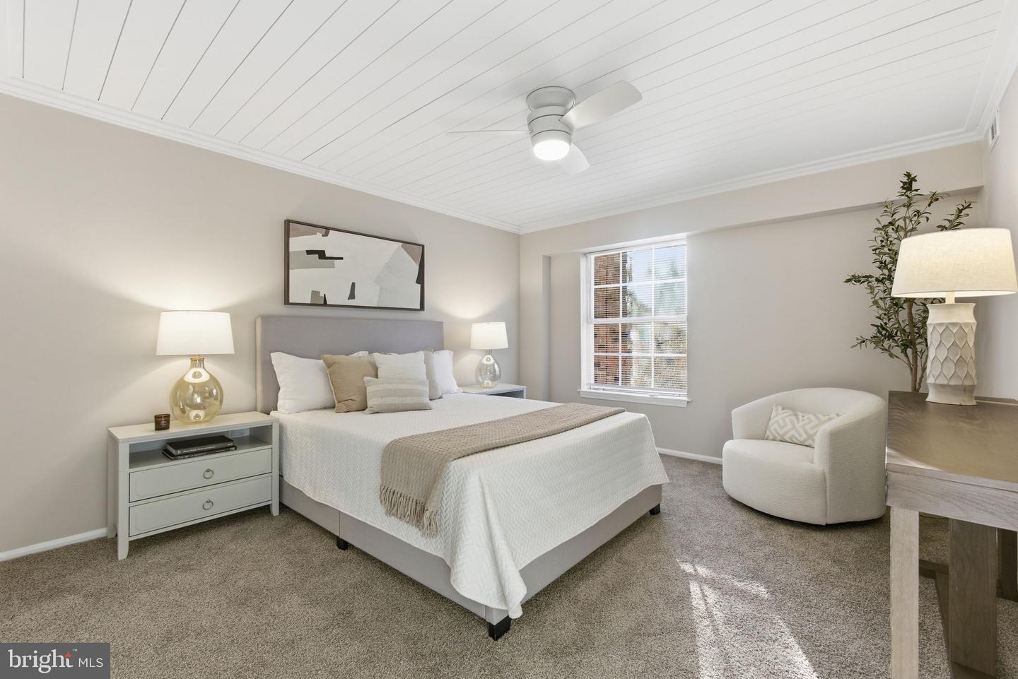 7721 TREMAYNE PL #211, MCLEAN, Virginia 22102, 2 Bedrooms Bedrooms, ,2 BathroomsBathrooms,Residential,For sale,7721 TREMAYNE PL #211,VAFX2290336 MLS # VAFX2290336