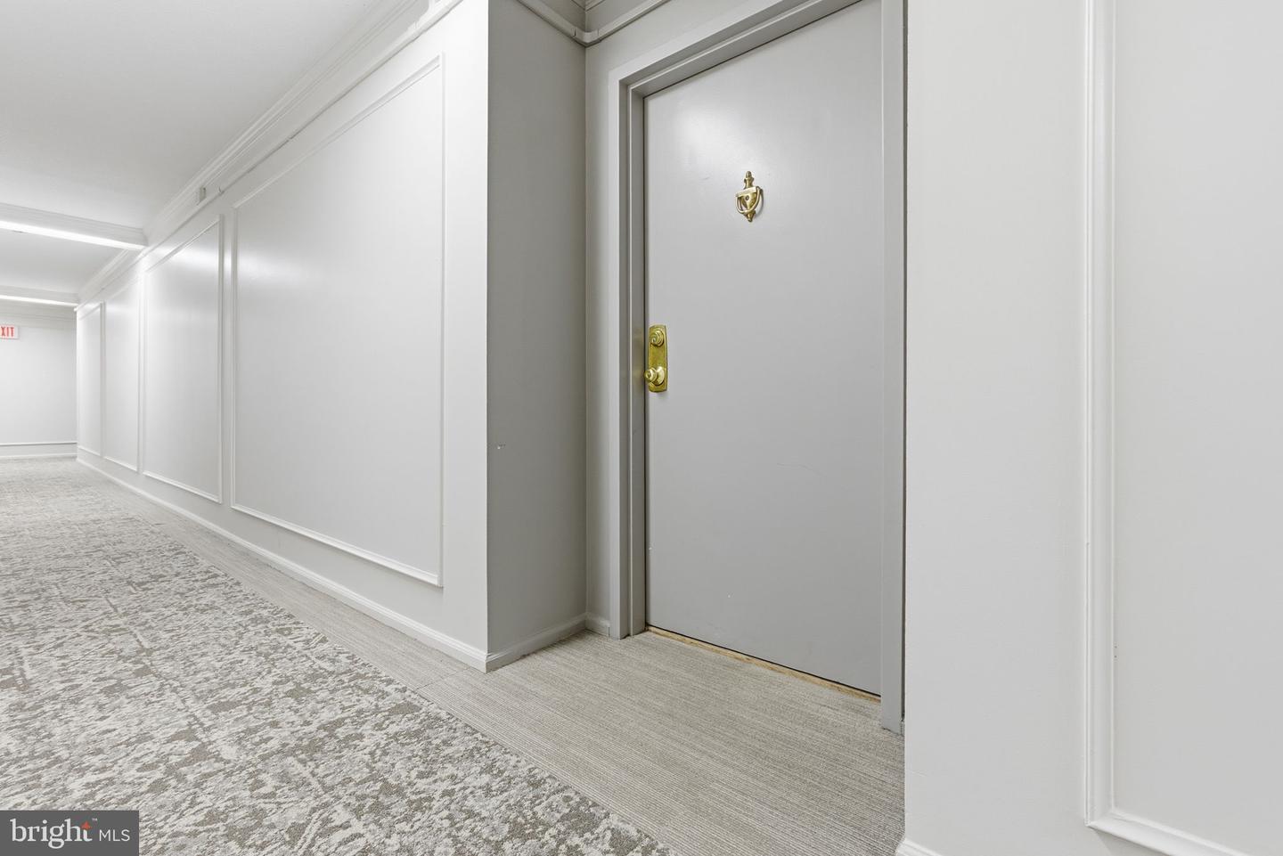 7721 TREMAYNE PL #211, MCLEAN, Virginia 22102, 2 Bedrooms Bedrooms, ,2 BathroomsBathrooms,Residential,For sale,7721 TREMAYNE PL #211,VAFX2290336 MLS # VAFX2290336