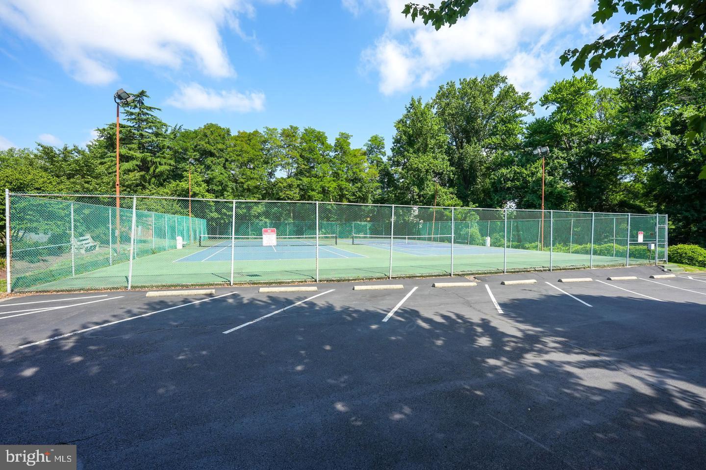 7721 TREMAYNE PL #211, MCLEAN, Virginia 22102, 2 Bedrooms Bedrooms, ,2 BathroomsBathrooms,Residential,For sale,7721 TREMAYNE PL #211,VAFX2290336 MLS # VAFX2290336