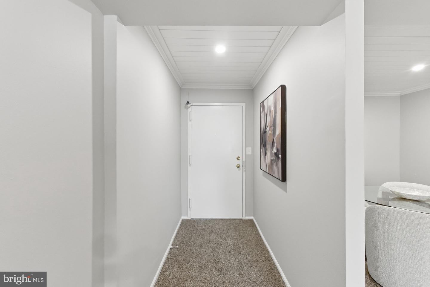 7721 TREMAYNE PL #211, MCLEAN, Virginia 22102, 2 Bedrooms Bedrooms, ,2 BathroomsBathrooms,Residential,For sale,7721 TREMAYNE PL #211,VAFX2290336 MLS # VAFX2290336