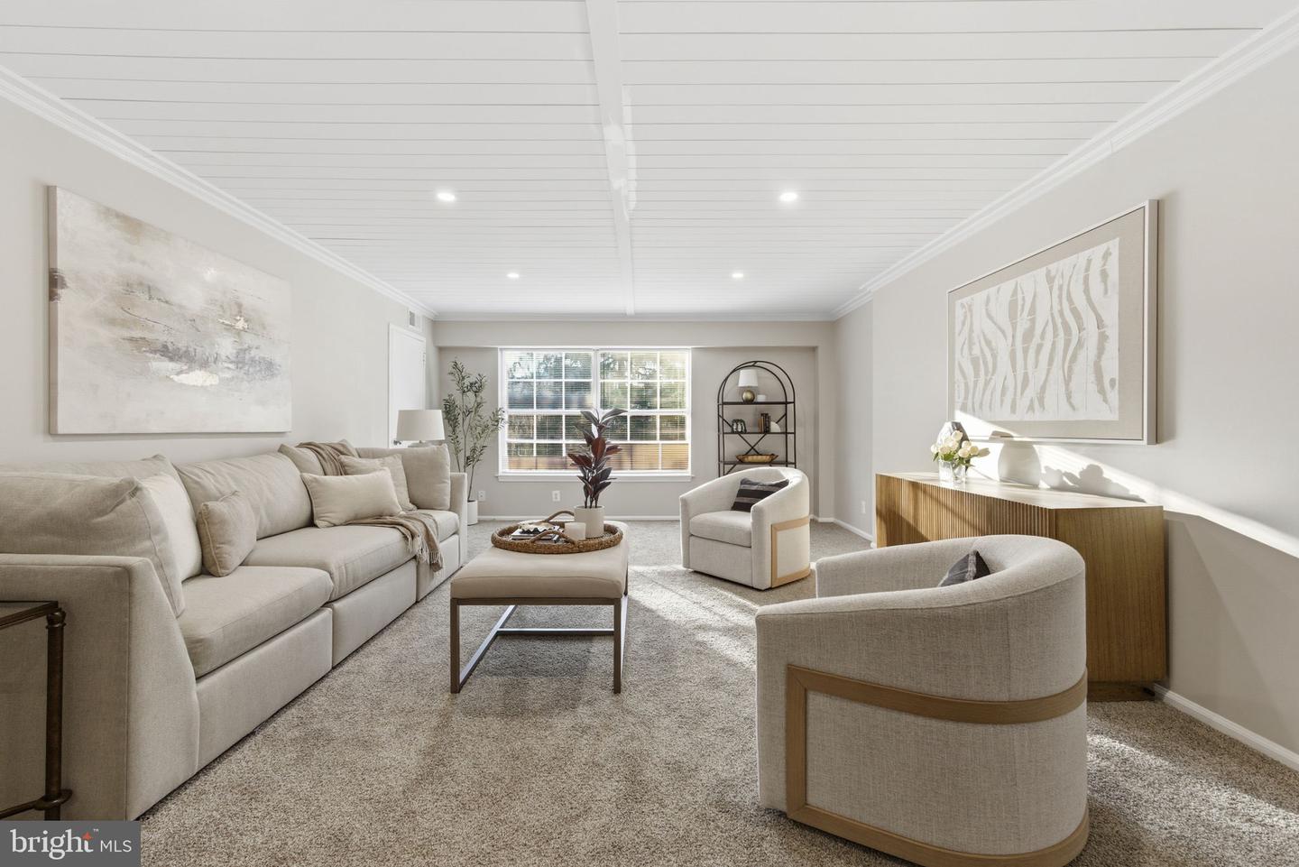 7721 TREMAYNE PL #211, MCLEAN, Virginia 22102, 2 Bedrooms Bedrooms, ,2 BathroomsBathrooms,Residential,For sale,7721 TREMAYNE PL #211,VAFX2290336 MLS # VAFX2290336