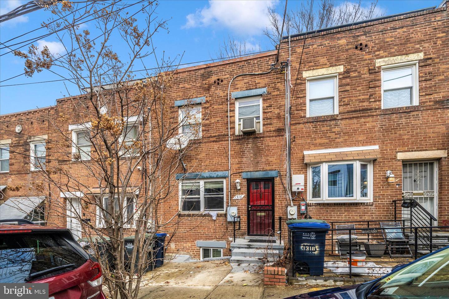 1316 DEXTER TER SE, WASHINGTON, District Of Columbia 20020, 2 Bedrooms Bedrooms, ,1 BathroomBathrooms,Residential,For sale,1316 DEXTER TER SE,DCDC2245602 MLS # DCDC2245602 1316 DEXTER TER SE, WASHINGTON, District Of Columbia 20020, 2 Bedrooms Bedrooms, ,1 BathroomBathrooms,Residential,For sale,1316 DEXTER TER SE,DCDC2245602 MLS # DCDC2245602