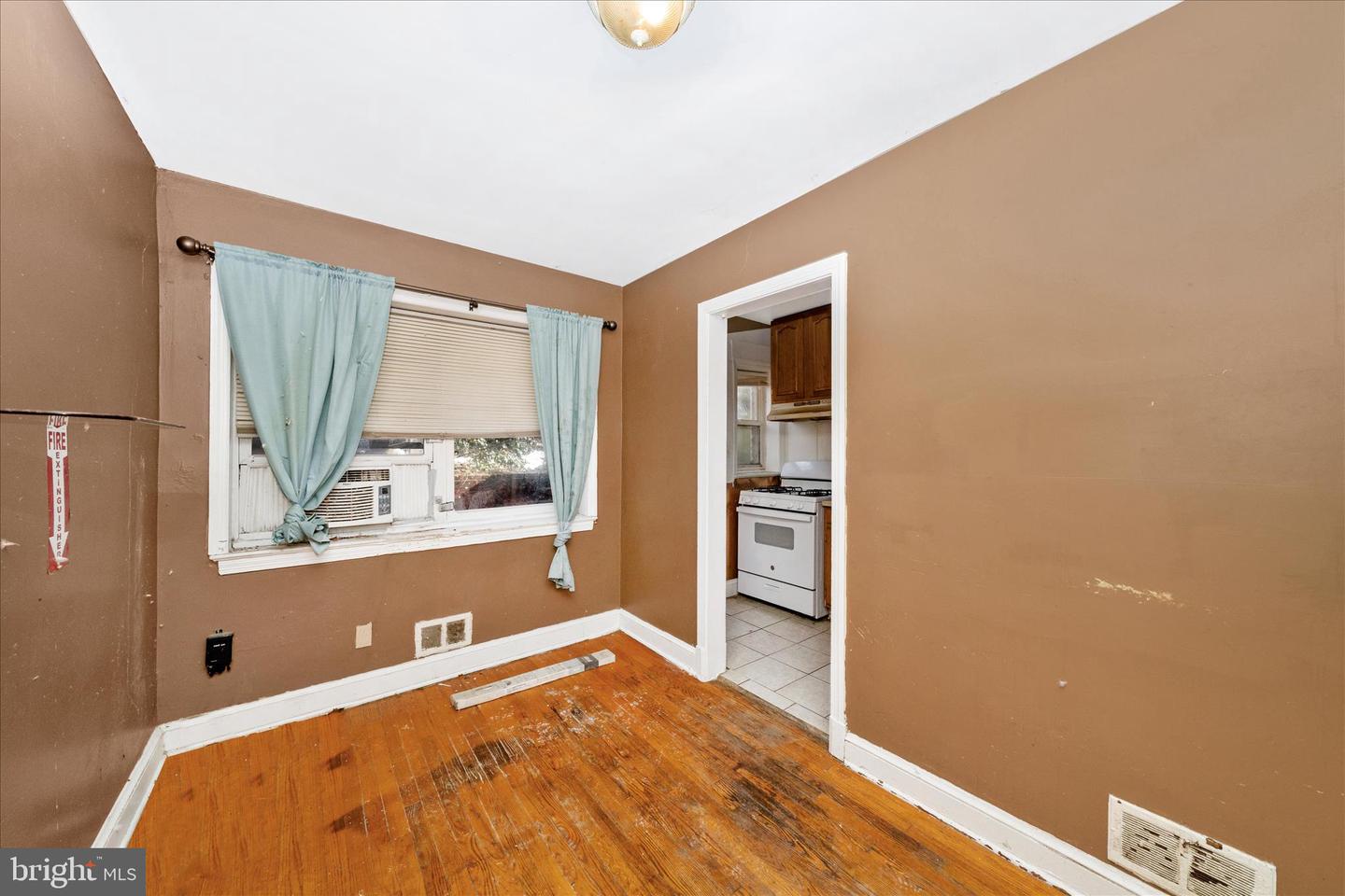 1316 DEXTER TER SE, WASHINGTON, District Of Columbia 20020, 2 Bedrooms Bedrooms, ,1 BathroomBathrooms,Residential,For sale,1316 DEXTER TER SE,DCDC2245602 MLS # DCDC2245602 1316 DEXTER TER SE, WASHINGTON, District Of Columbia 20020, 2 Bedrooms Bedrooms, ,1 BathroomBathrooms,Residential,For sale,1316 DEXTER TER SE,DCDC2245602 MLS # DCDC2245602