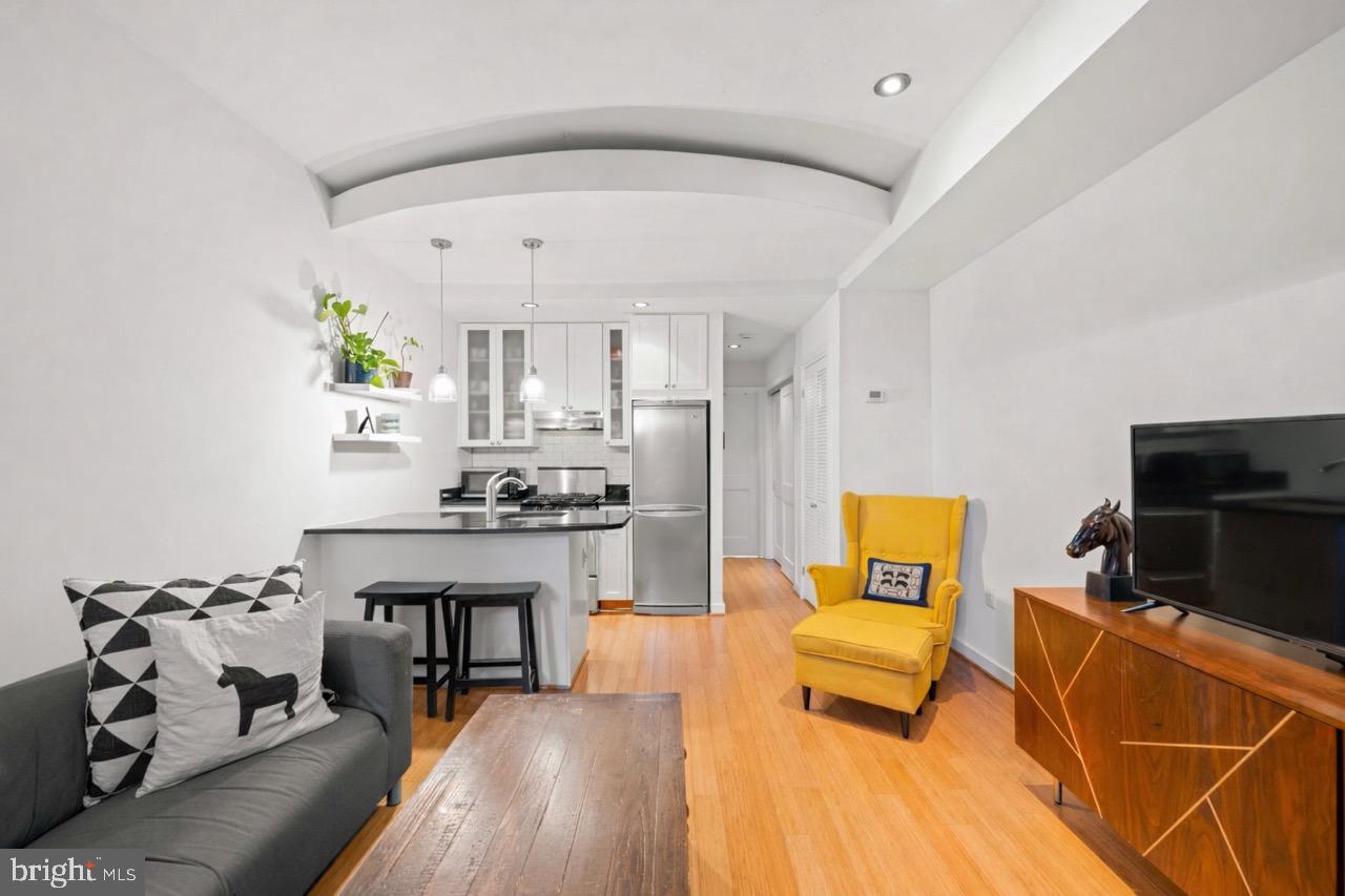 116 NORTH CAROLINA AVE SE #102, WASHINGTON, District Of Columbia 20003, 1 Bedroom Bedrooms, ,1 BathroomBathrooms,Residential,For sale,116 NORTH CAROLINA AVE SE #102,DCDC2245682 MLS # DCDC2245682