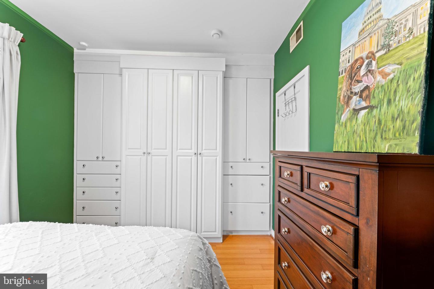 116 NORTH CAROLINA AVE SE #102, WASHINGTON, District Of Columbia 20003, 1 Bedroom Bedrooms, ,1 BathroomBathrooms,Residential,For sale,116 NORTH CAROLINA AVE SE #102,DCDC2245682 MLS # DCDC2245682