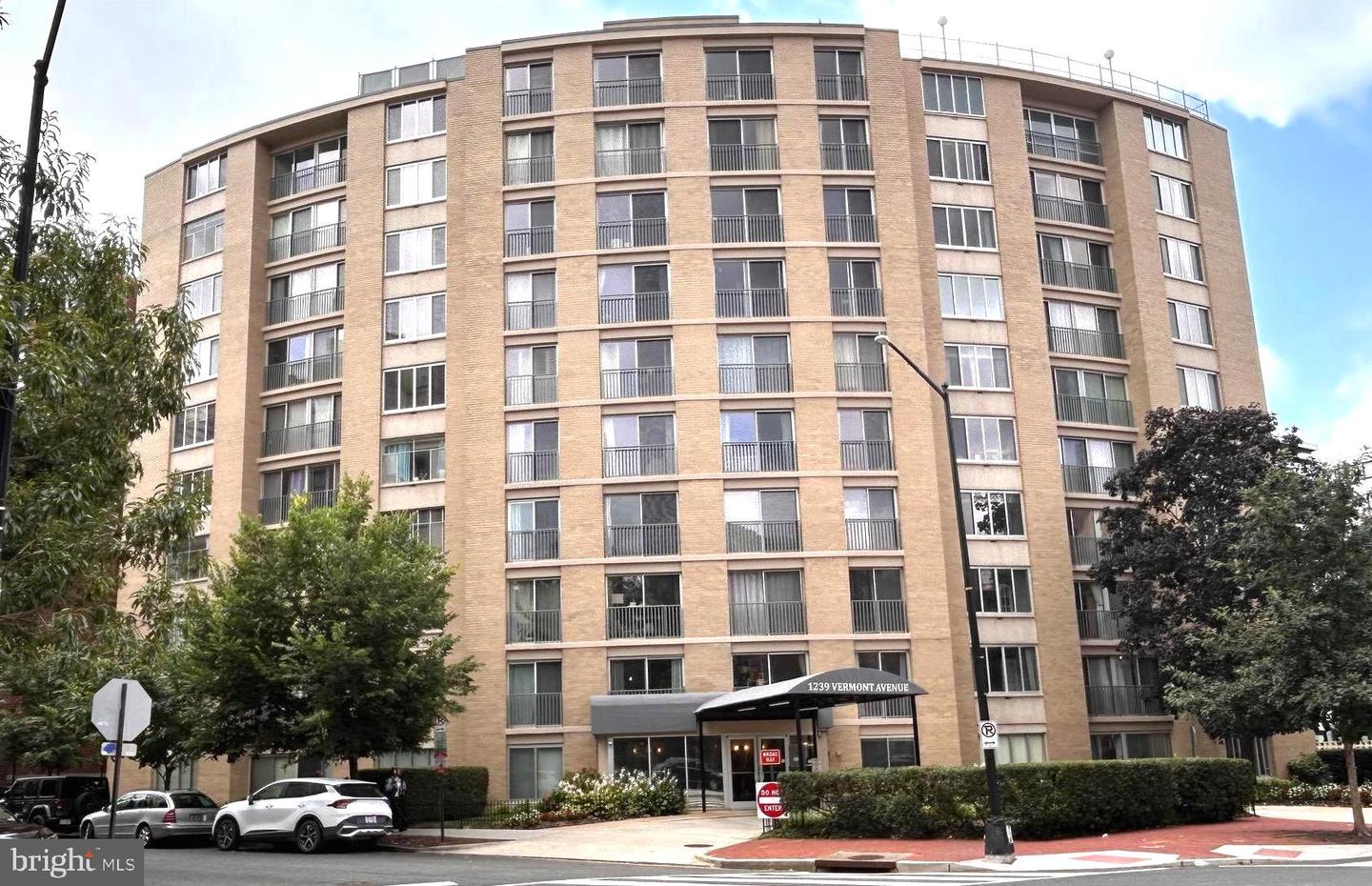 1239 VERMONT AVE NW #204, WASHINGTON, District Of Columbia 20005, 1 Bedroom Bedrooms, ,1 BathroomBathrooms,Residential,For sale,1239 VERMONT AVE NW #204,DCDC2245750 MLS # DCDC2245750 1239 VERMONT AVE NW #204, WASHINGTON, District Of Columbia 20005, 1 Bedroom Bedrooms, ,1 BathroomBathrooms,Residential,For sale,1239 VERMONT AVE NW #204,DCDC2245750 MLS # DCDC2245750