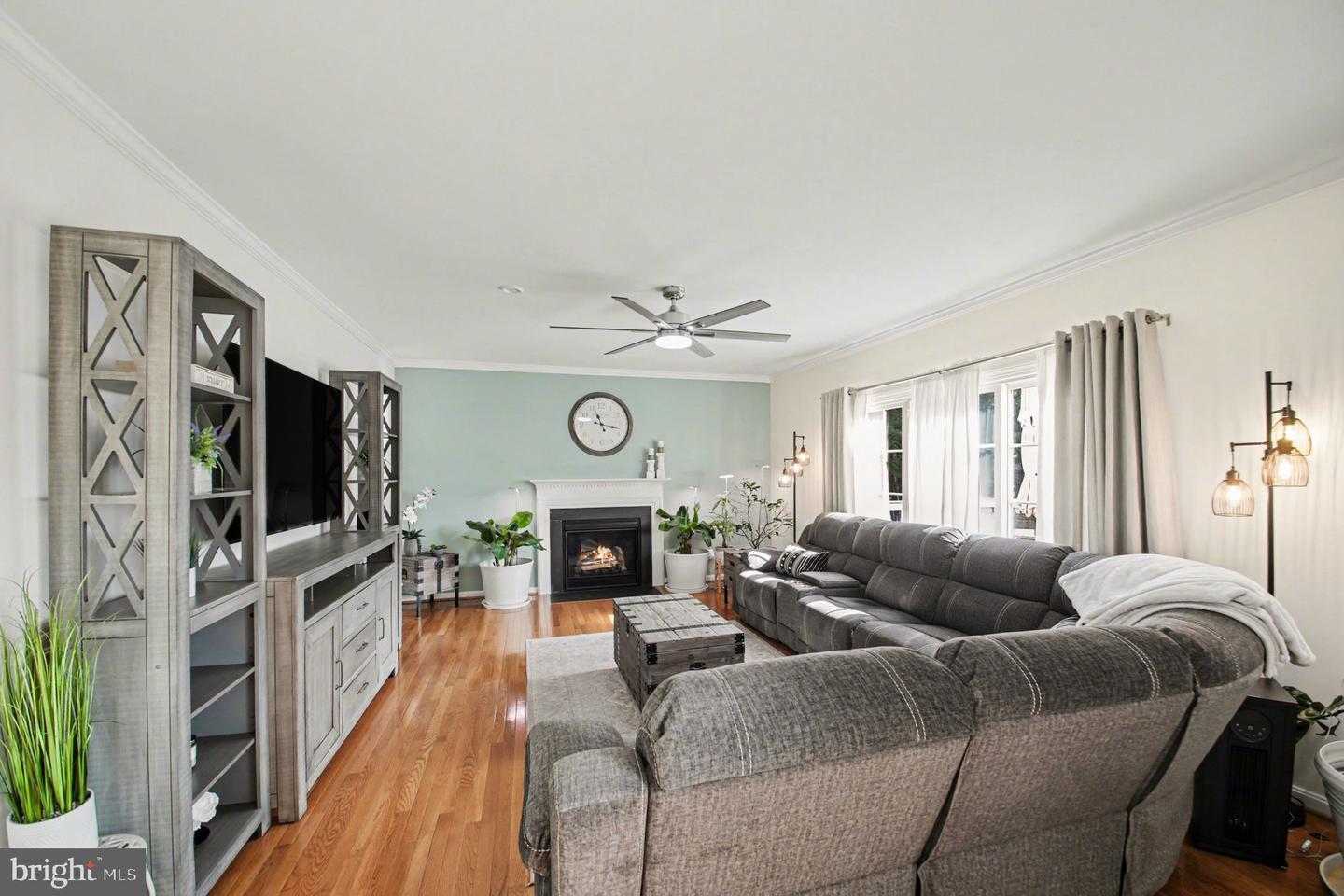 24 WOODS EDGE CT, STAFFORD, Virginia 22554, 4 Bedrooms Bedrooms, ,3 BathroomsBathrooms,Residential,For sale,24 WOODS EDGE CT,VAST2045984 MLS # VAST2045984