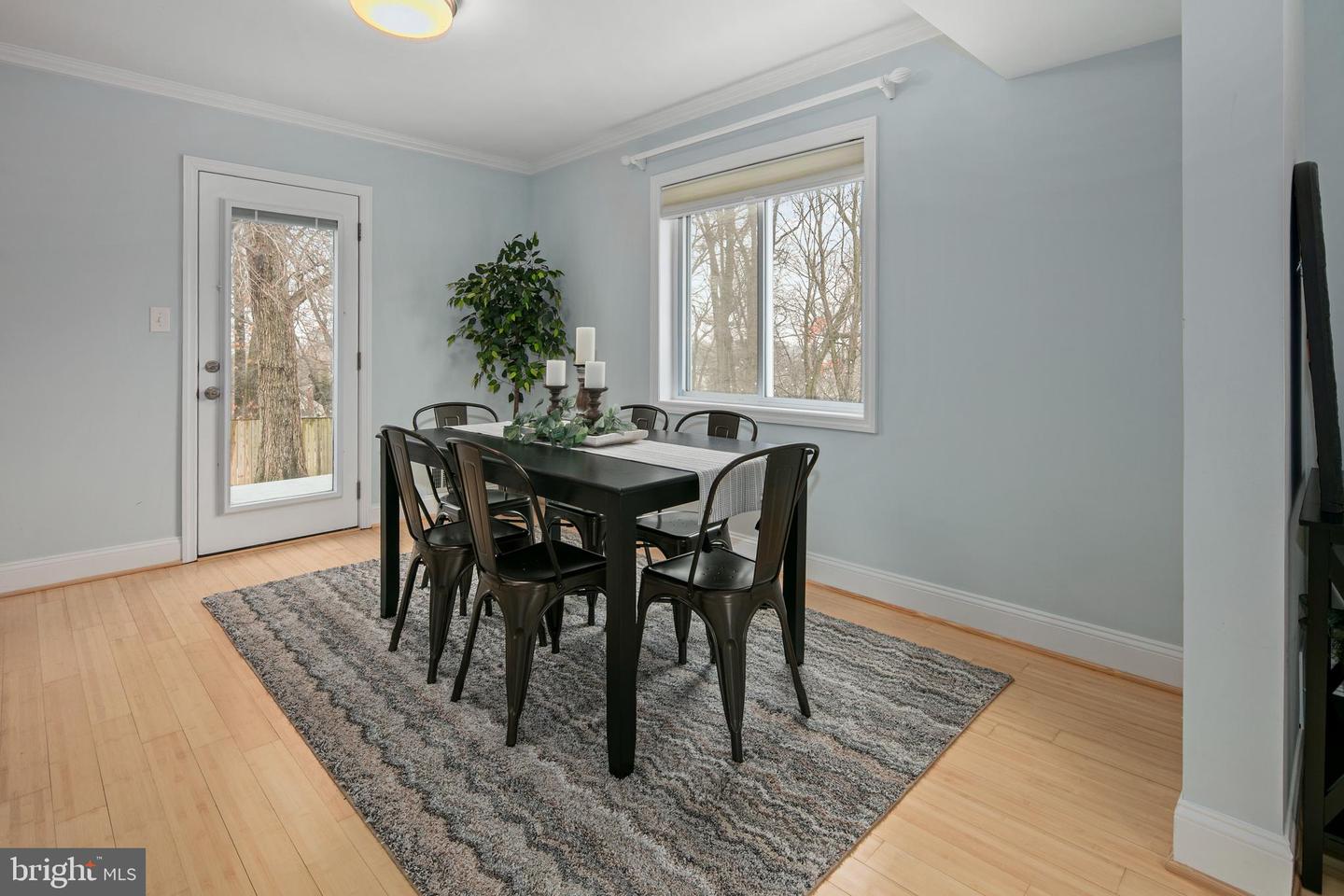 4802 20TH PL N, ARLINGTON, Virginia 22207, 4 Bedrooms Bedrooms, ,2 BathroomsBathrooms,Residential,For sale,4802 20TH PL N,VAAR2068820 MLS # VAAR2068820