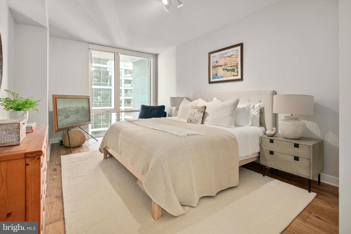 1781 N PIERCE ST #802, ARLINGTON, Virginia 22209, 2 Bedrooms Bedrooms, ,2 BathroomsBathrooms,Residential,For sale,1781 N PIERCE ST #802,VAAR2068822 MLS # VAAR2068822