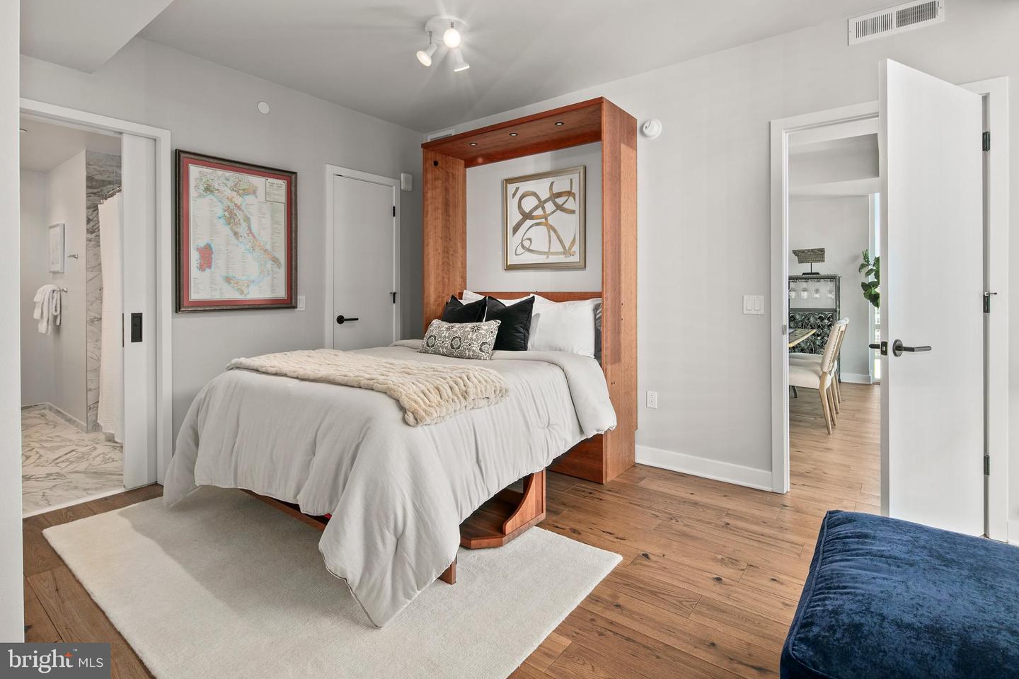 1781 N PIERCE ST #802, ARLINGTON, Virginia 22209, 2 Bedrooms Bedrooms, ,2 BathroomsBathrooms,Residential,For sale,1781 N PIERCE ST #802,VAAR2068822 MLS # VAAR2068822