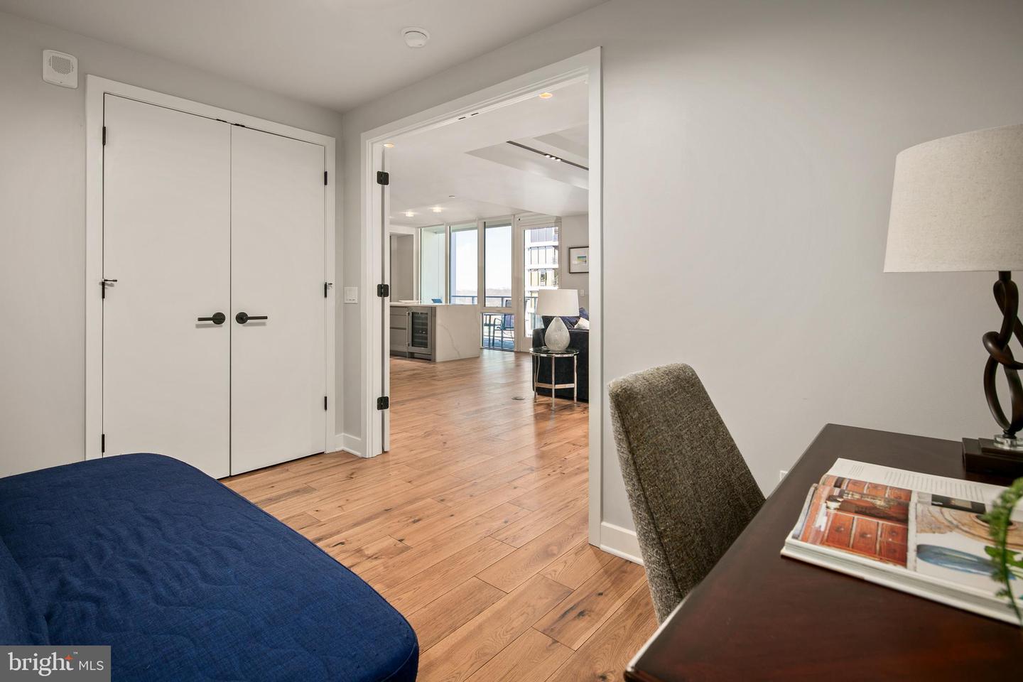 1781 N PIERCE ST #802, ARLINGTON, Virginia 22209, 2 Bedrooms Bedrooms, ,2 BathroomsBathrooms,Residential,For sale,1781 N PIERCE ST #802,VAAR2068822 MLS # VAAR2068822