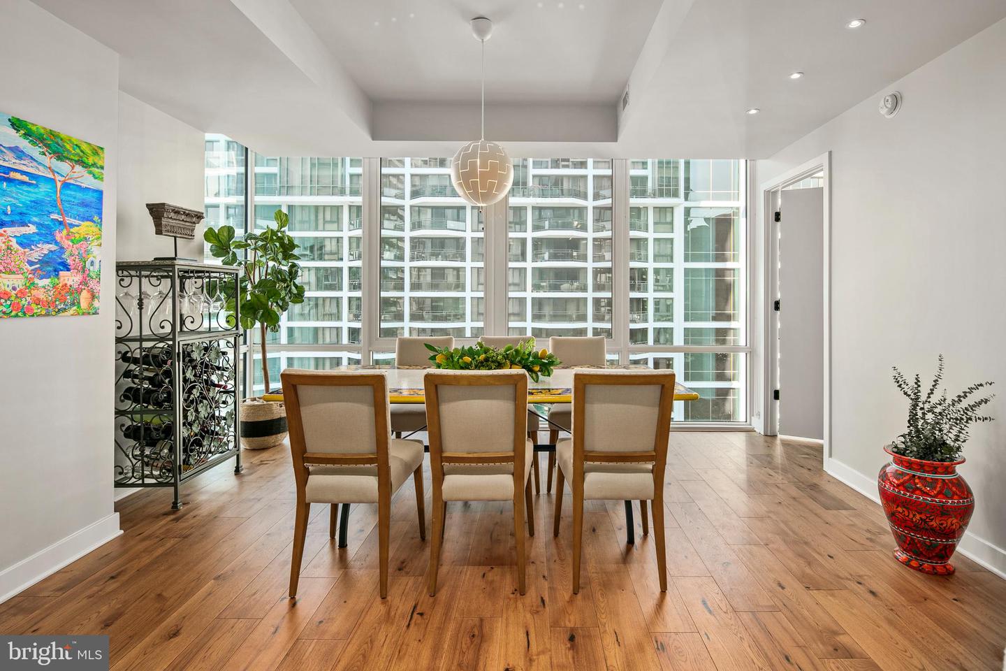 1781 N PIERCE ST #802, ARLINGTON, Virginia 22209, 2 Bedrooms Bedrooms, ,2 BathroomsBathrooms,Residential,For sale,1781 N PIERCE ST #802,VAAR2068822 MLS # VAAR2068822