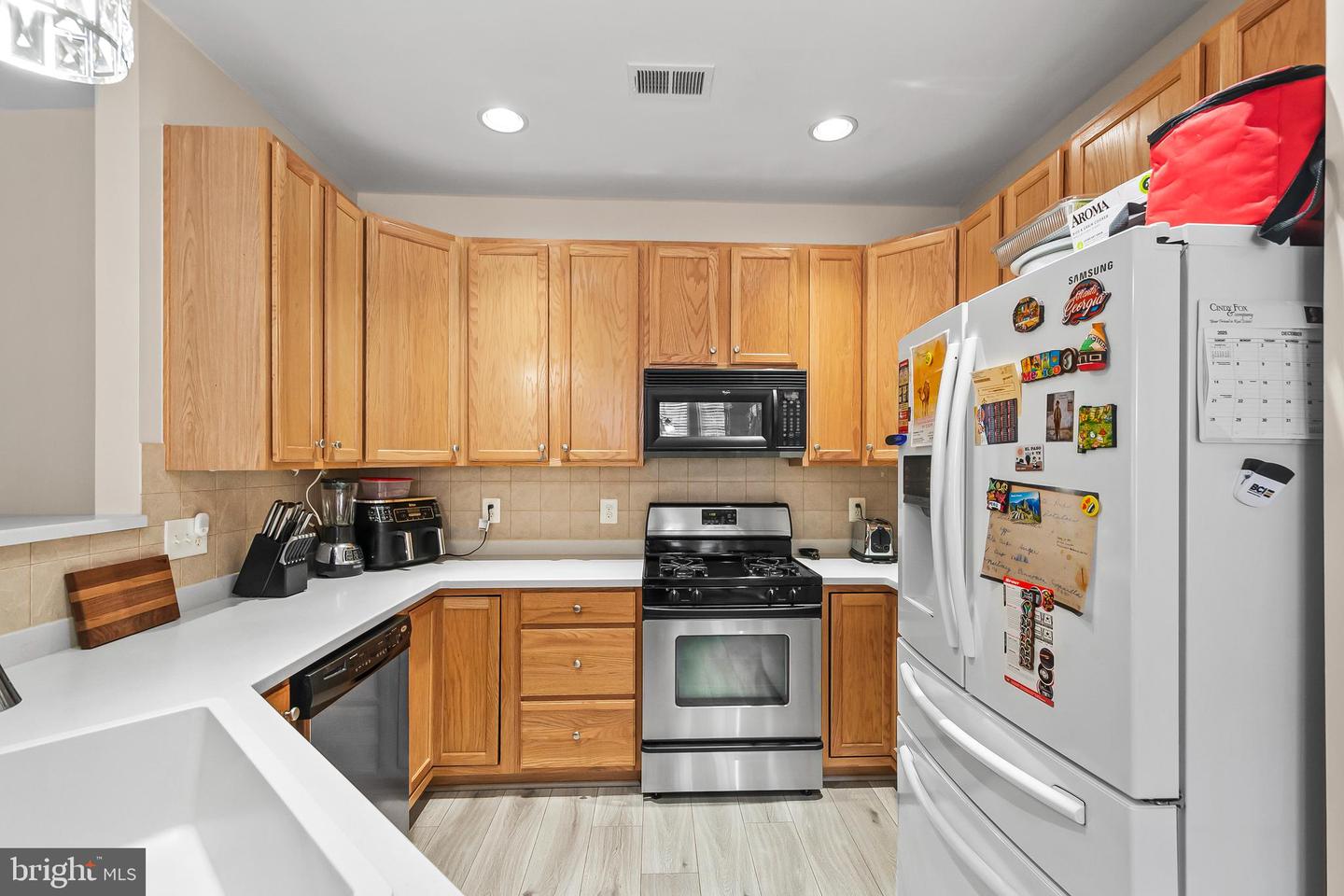 3618 SECRET GROVE CT, DUMFRIES, Virginia 22025, 3 Bedrooms Bedrooms, ,2 BathroomsBathrooms,Residential,For sale,3618 SECRET GROVE CT,VAPW2112380 MLS # VAPW2112380 3618 SECRET GROVE CT, DUMFRIES, Virginia 22025, 3 Bedrooms Bedrooms, ,2 BathroomsBathrooms,Residential,For sale,3618 SECRET GROVE CT,VAPW2112380 MLS # VAPW2112380