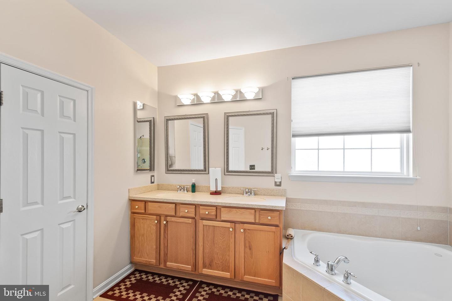 3618 SECRET GROVE CT, DUMFRIES, Virginia 22025, 3 Bedrooms Bedrooms, ,2 BathroomsBathrooms,Residential,For sale,3618 SECRET GROVE CT,VAPW2112380 MLS # VAPW2112380 3618 SECRET GROVE CT, DUMFRIES, Virginia 22025, 3 Bedrooms Bedrooms, ,2 BathroomsBathrooms,Residential,For sale,3618 SECRET GROVE CT,VAPW2112380 MLS # VAPW2112380