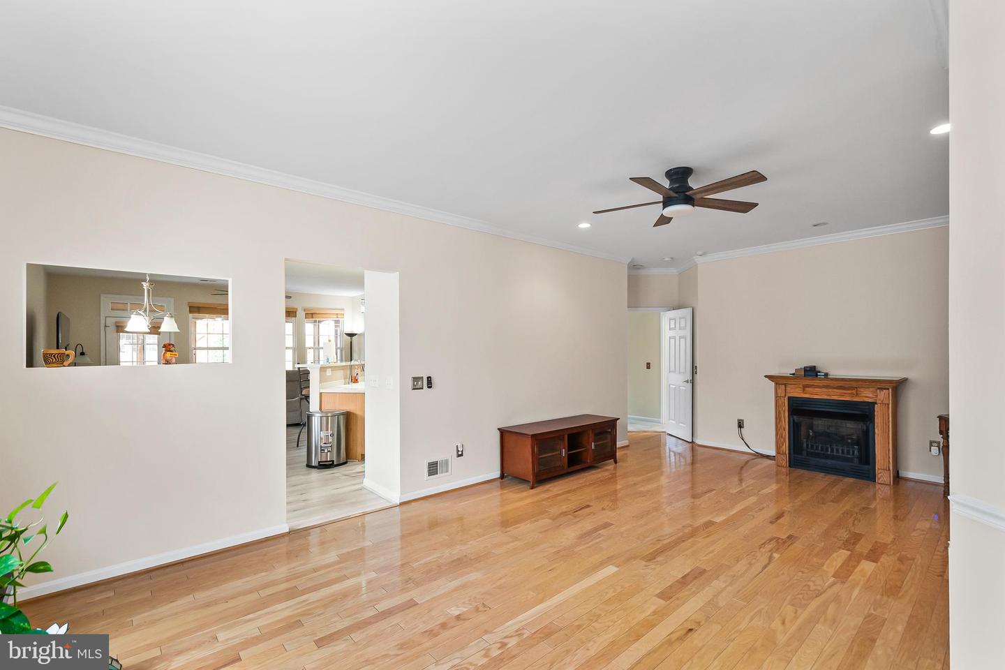 3618 SECRET GROVE CT, DUMFRIES, Virginia 22025, 3 Bedrooms Bedrooms, ,2 BathroomsBathrooms,Residential,For sale,3618 SECRET GROVE CT,VAPW2112380 MLS # VAPW2112380 3618 SECRET GROVE CT, DUMFRIES, Virginia 22025, 3 Bedrooms Bedrooms, ,2 BathroomsBathrooms,Residential,For sale,3618 SECRET GROVE CT,VAPW2112380 MLS # VAPW2112380